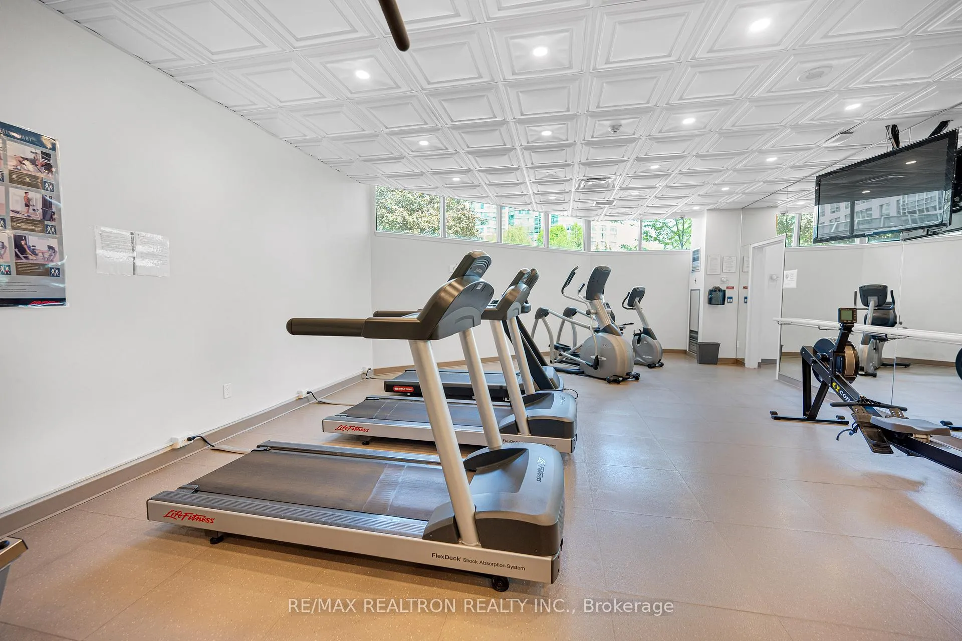 Photo 47 of Unit 910, 7805 Bayview Avenue, Markham, Aileen-Willowbrook — HOMEH