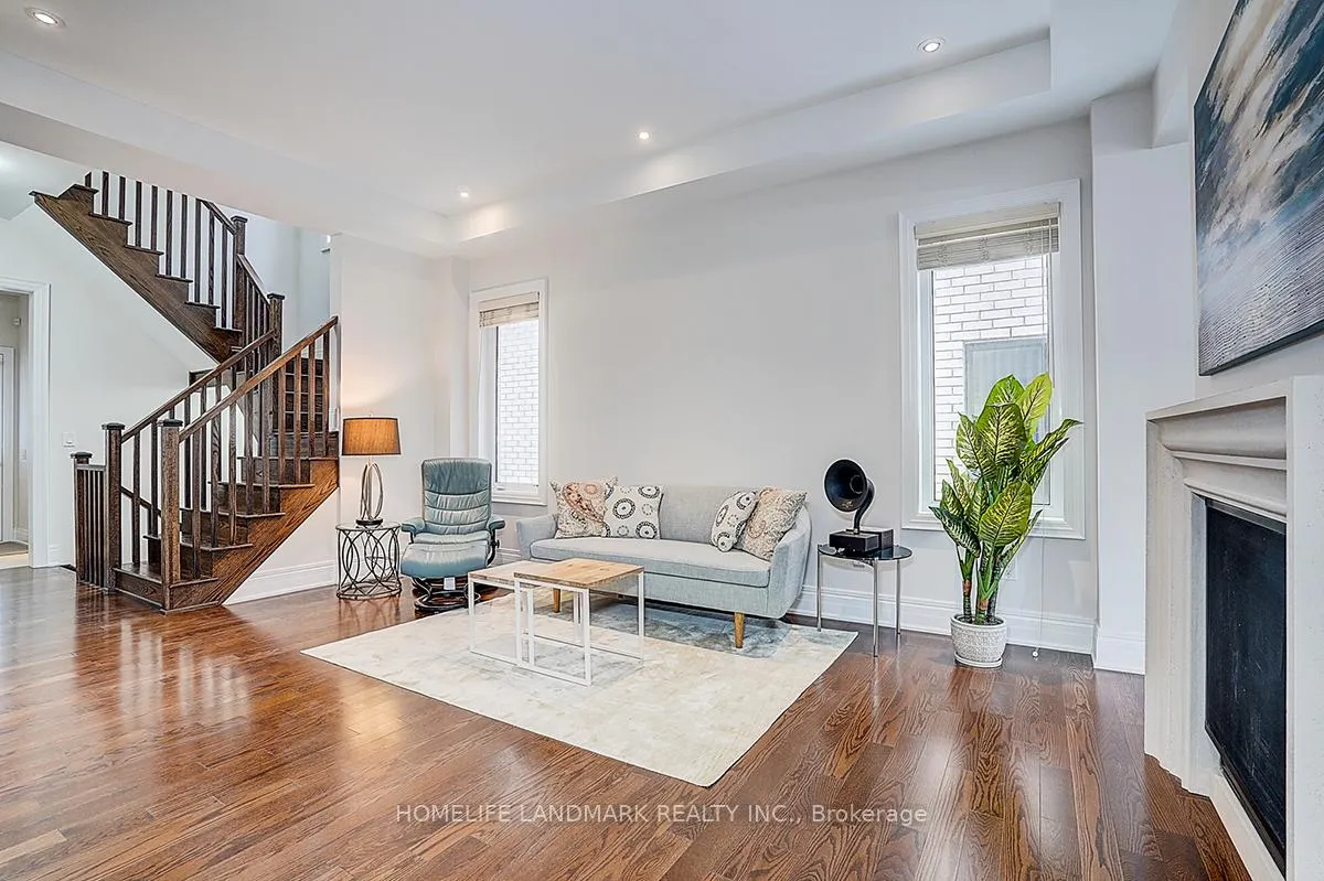 Photo 3 of 17 Horse Rake Road, Vaughan, Patterson — HOMEH