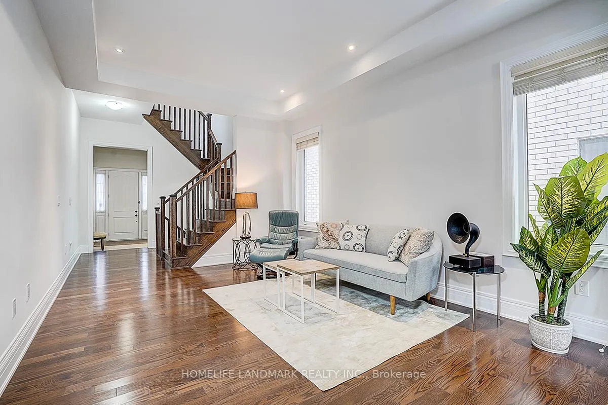 Photo 4 of 17 Horse Rake Road, Vaughan, Patterson — HOMEH
