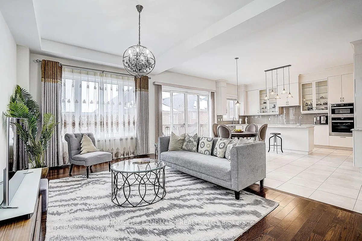 Photo 10 of 17 Horse Rake Road, Vaughan, Patterson — HOMEH