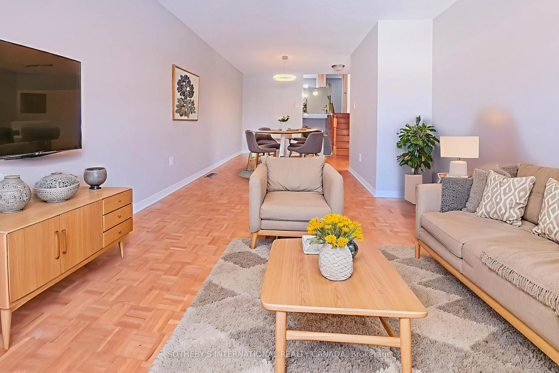 Photo 5 of 115 Tall Grass Trail, Vaughan, East Woodbridge — HOMEH