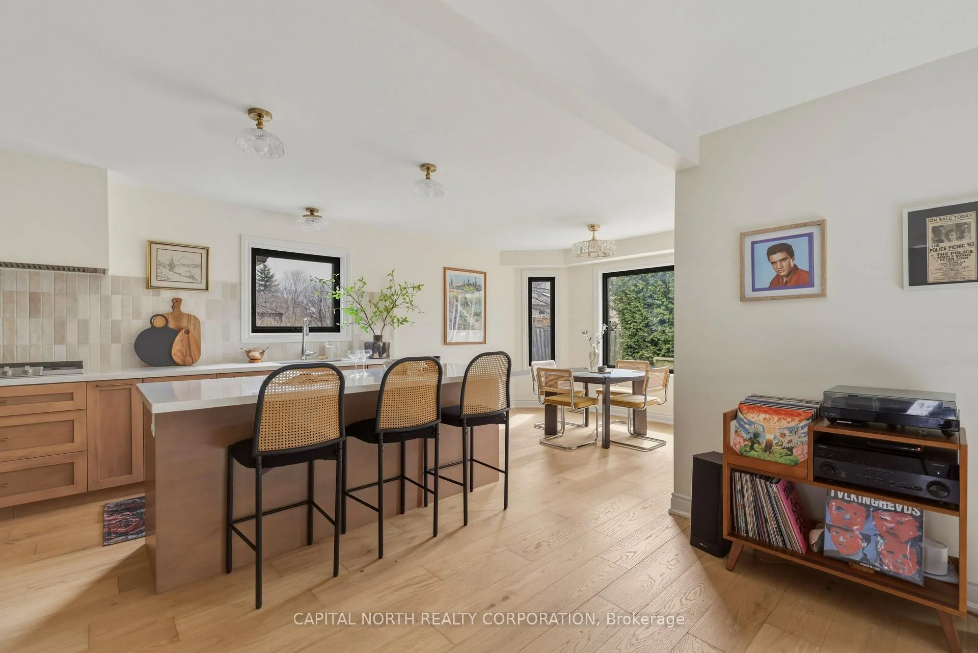 Photo 9 of 1 Remion Crescent, Uxbridge — HOMEH