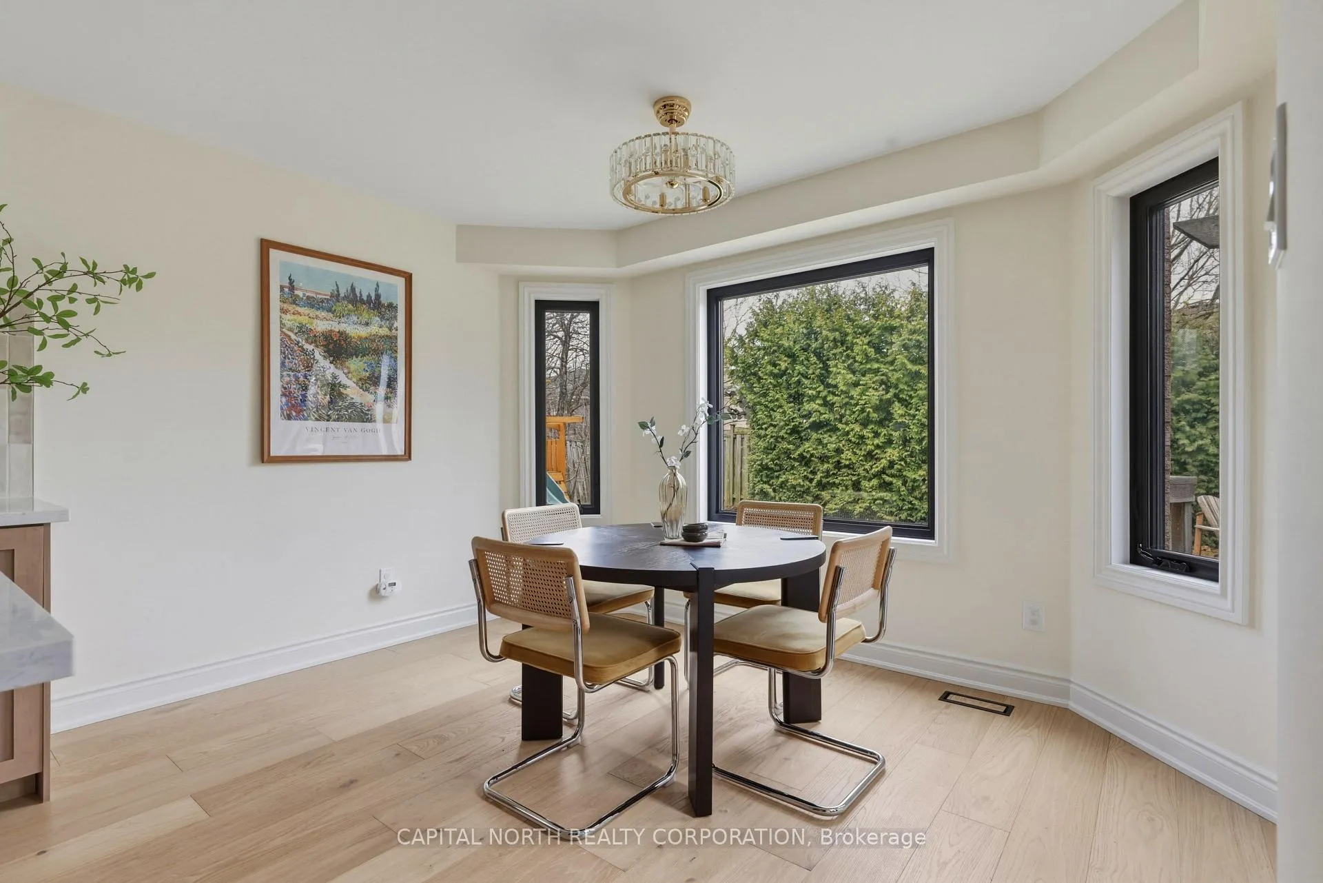 Photo 13 of 1 Remion Crescent, Uxbridge — HOMEH