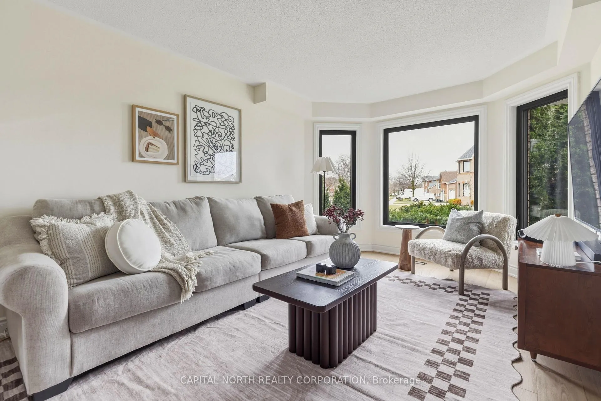 Photo 22 of 1 Remion Crescent, Uxbridge — HOMEH