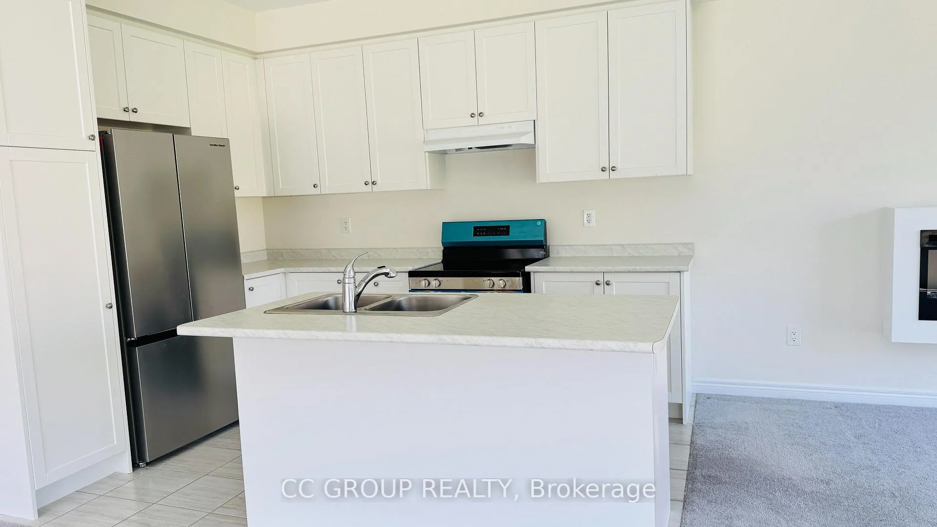 Photo 7 of 1032 Crowsnest Hollow, Pickering, Rural Pickering — HOMEH