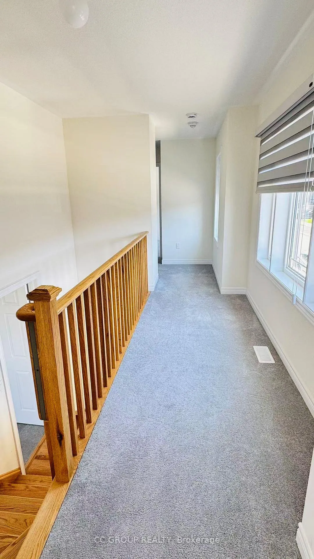 Photo 3 of 1032 Crowsnest Hollow, Pickering, Rural Pickering — HOMEH