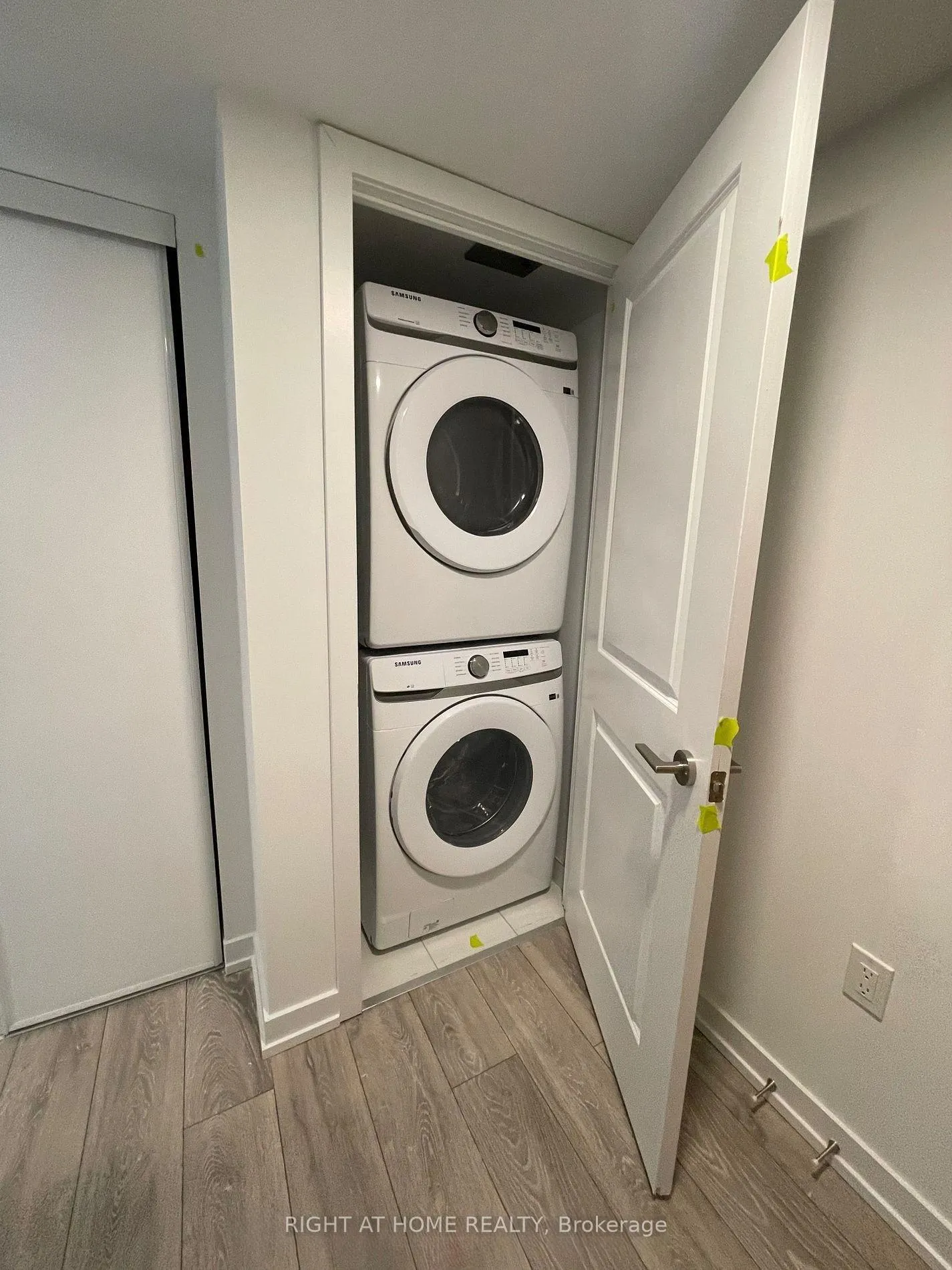 Photo 11 of Unit 1210, 1455 Celebration Drive, Pickering, Bay Ridges — HOMEH