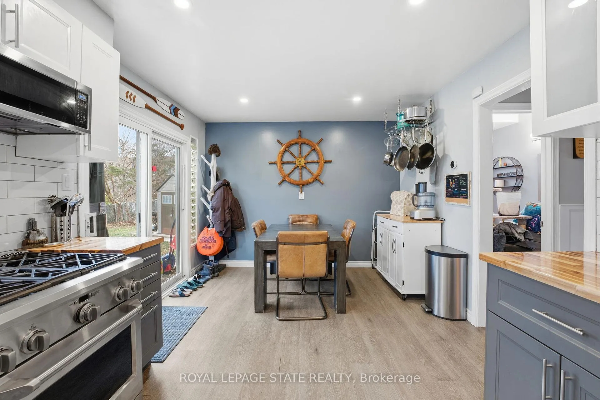 Photo 10 of 105 Rand Street, Hamilton, Stoney Creek Mountain — HOMEH