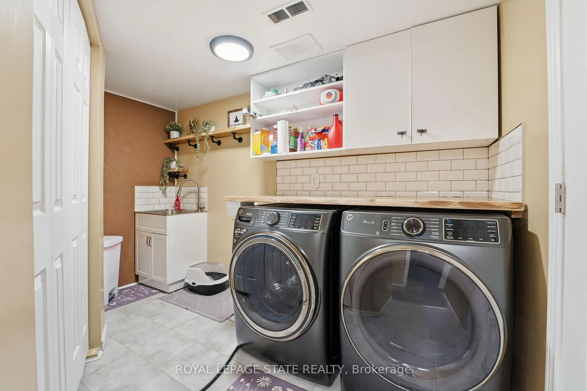 Photo 27 of 105 Rand Street, Hamilton, Stoney Creek Mountain — HOMEH