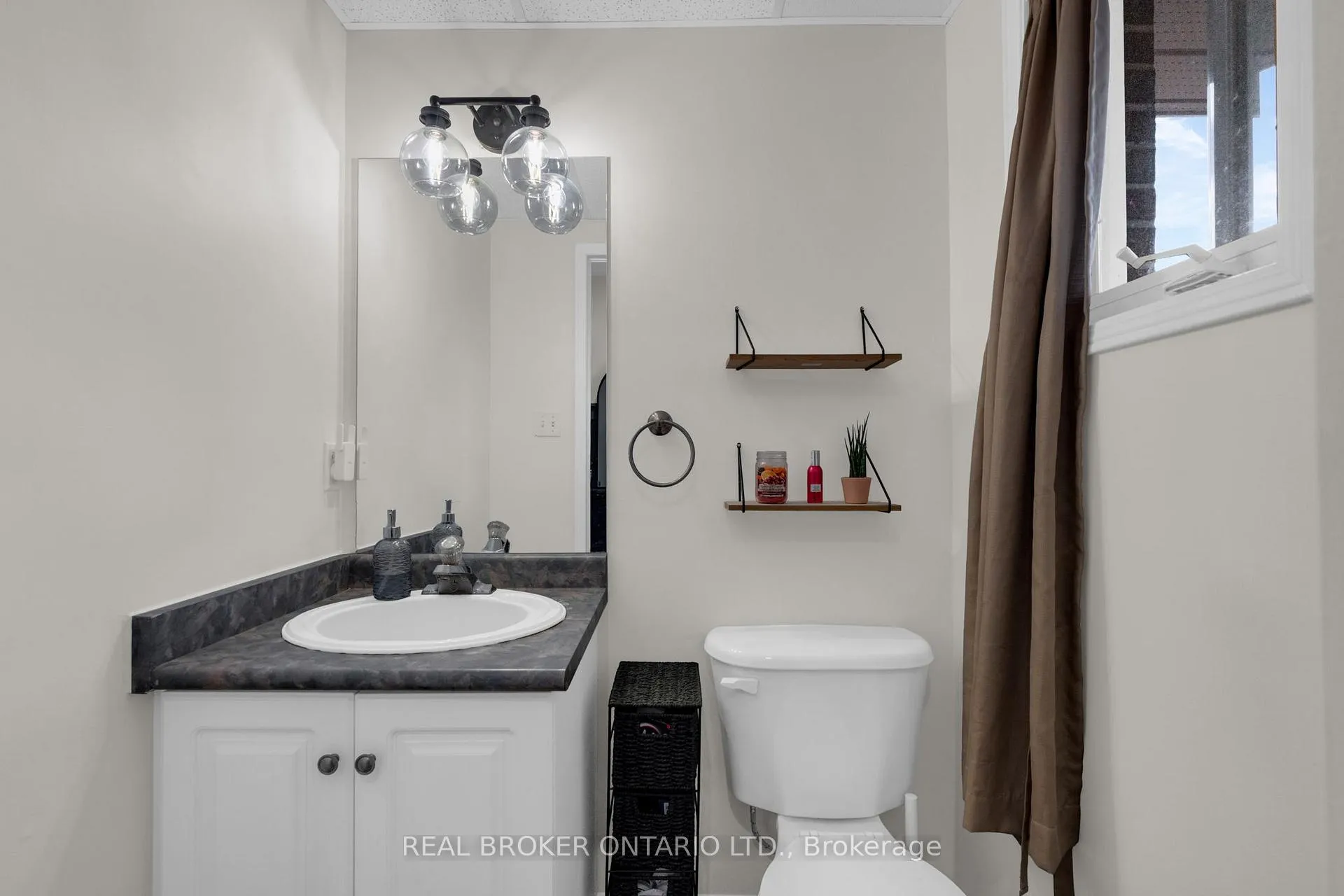 Photo 15 of 4 Parkside Crescent, Essa, Angus — HOMEH