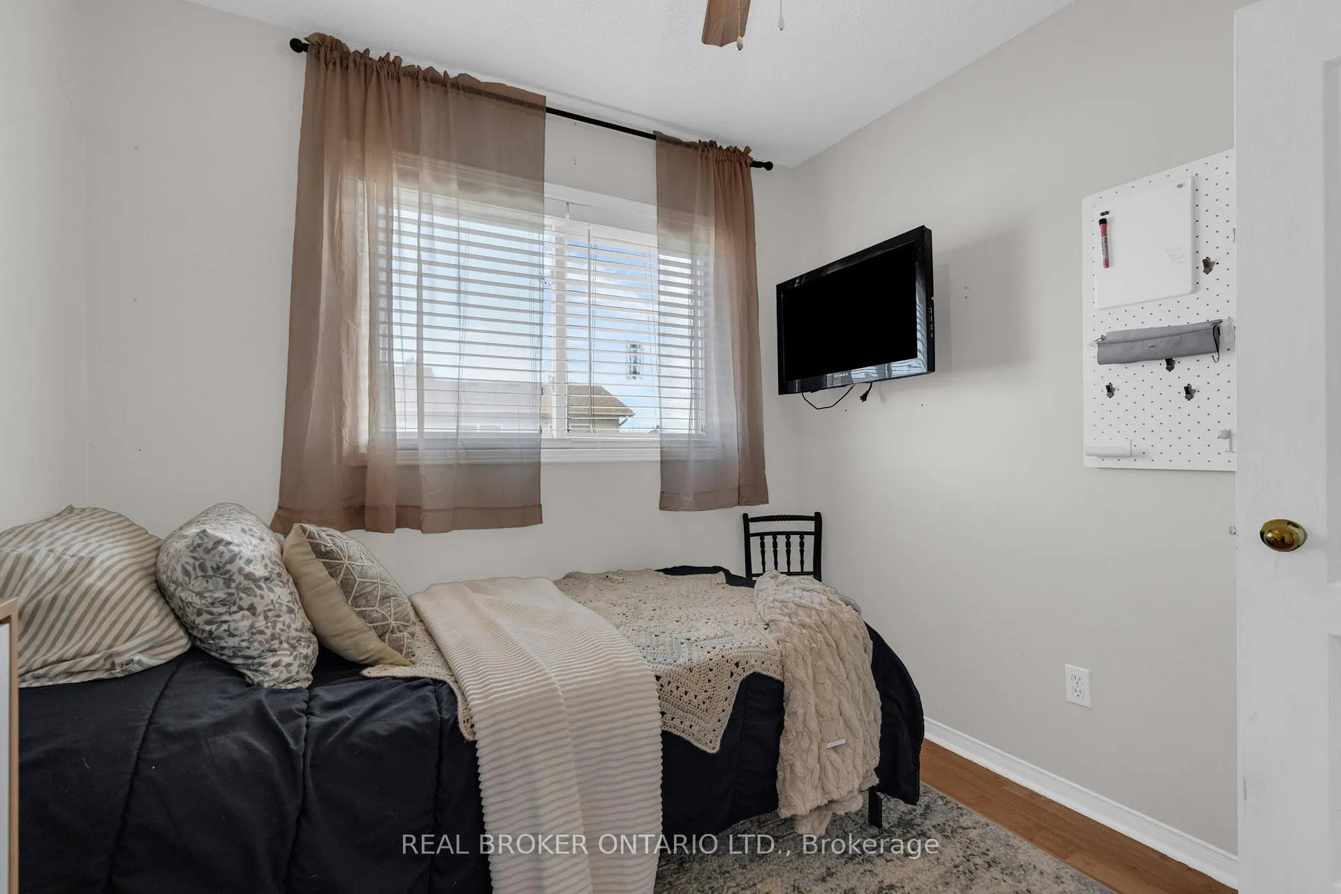 Photo 21 of 4 Parkside Crescent, Essa, Angus — HOMEH