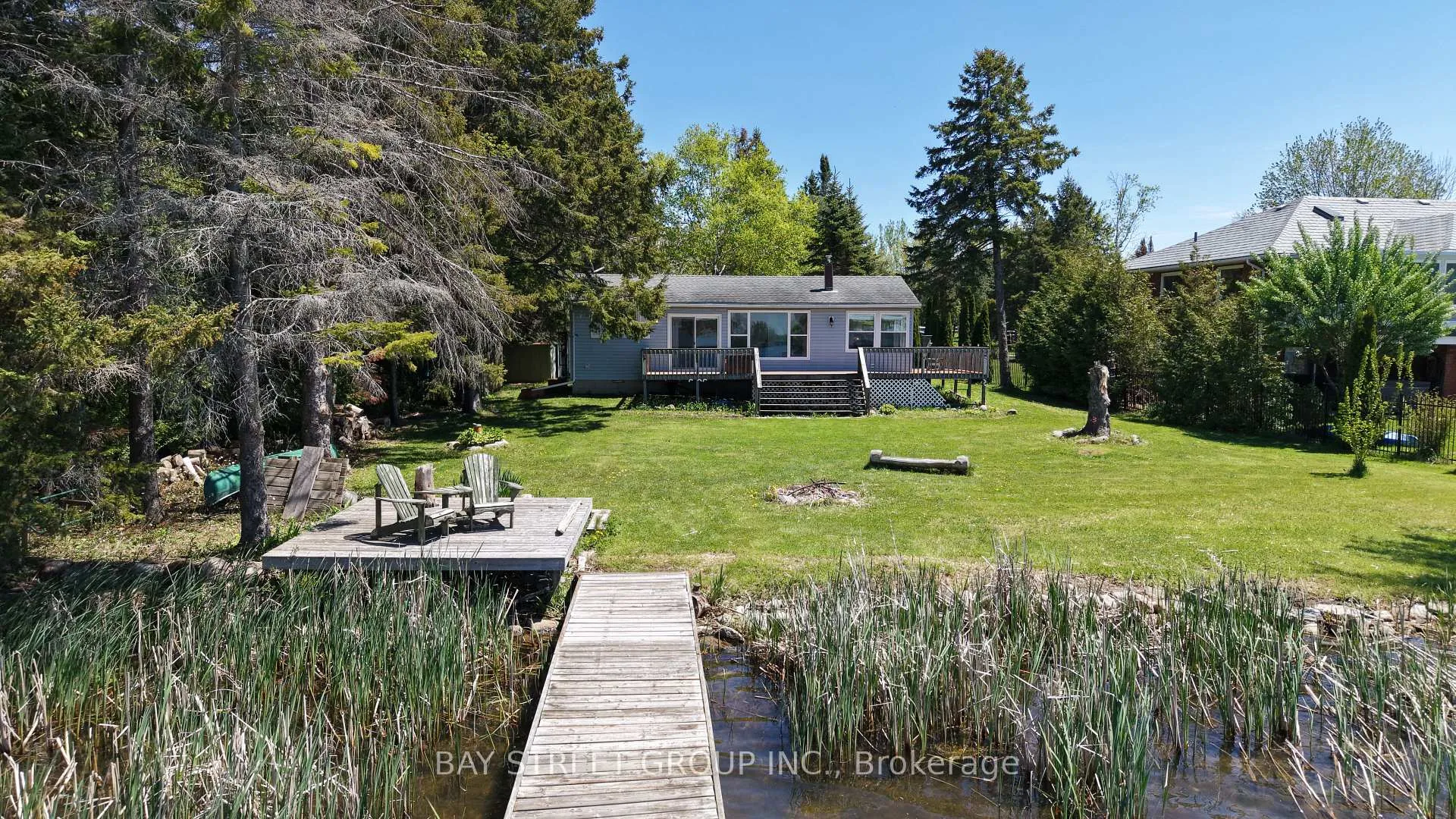 Photo 3 of 33 Cedar Crescent, Kawartha Lakes, Manvers — HOMEH