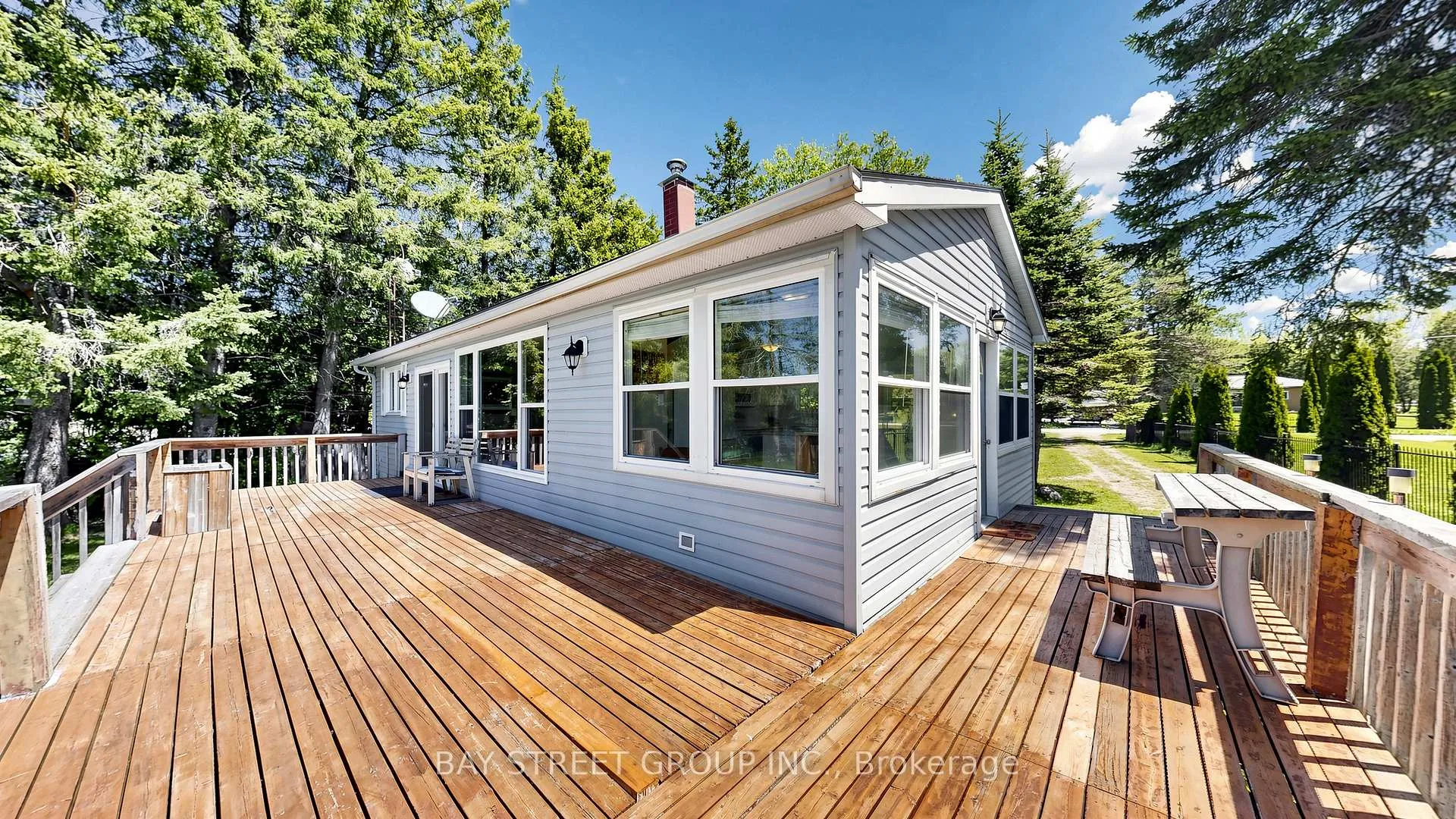Photo 29 of 33 Cedar Crescent, Kawartha Lakes, Manvers — HOMEH