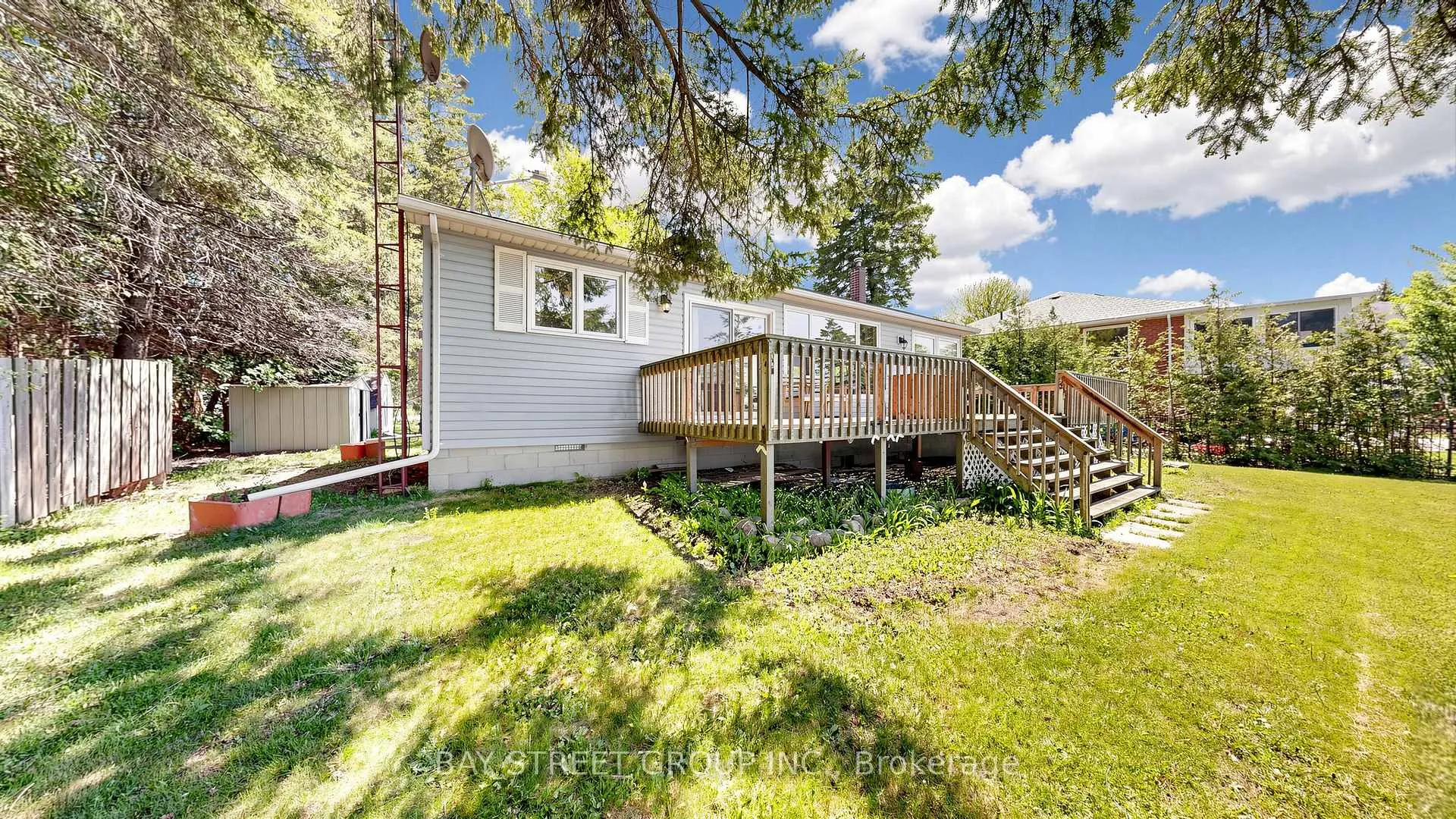 Photo 30 of 33 Cedar Crescent, Kawartha Lakes, Manvers — HOMEH