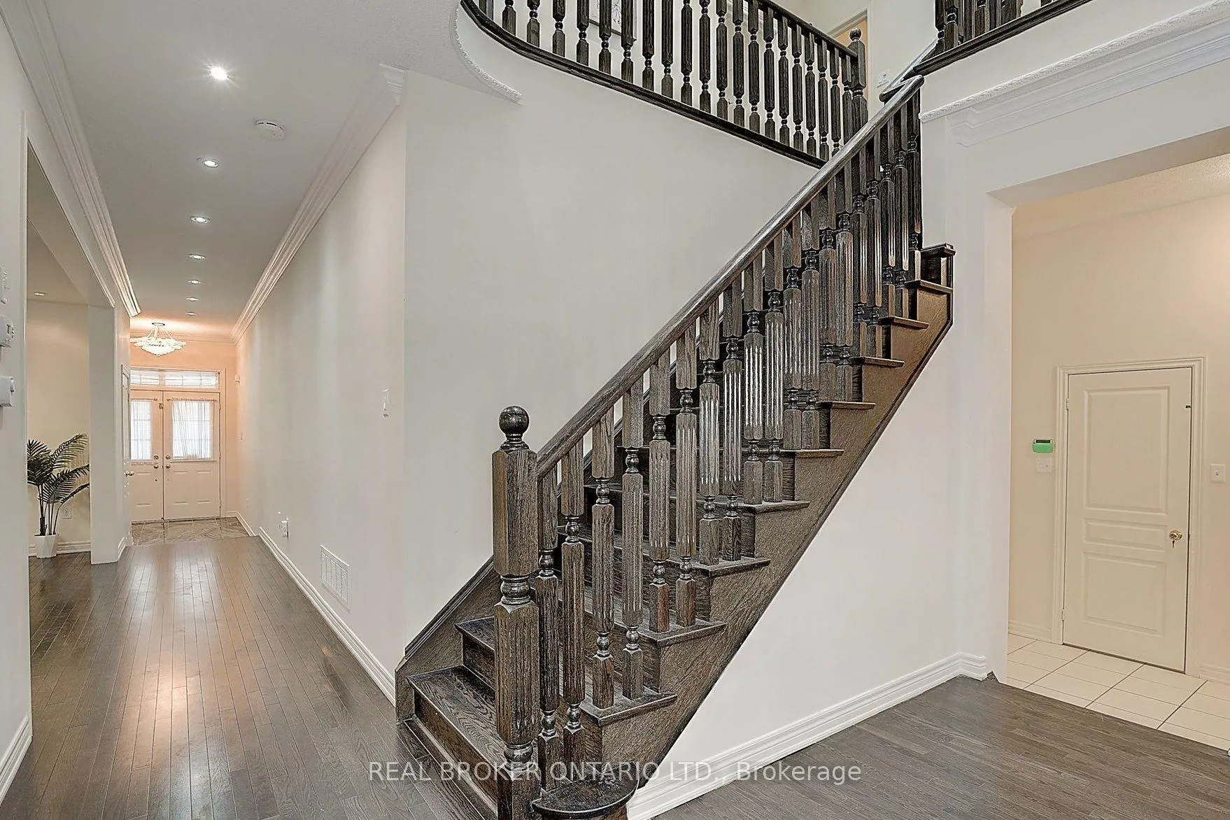 Photo 8 of 99 Henry Bauer Avenue, Markham, Berczy — HOMEH