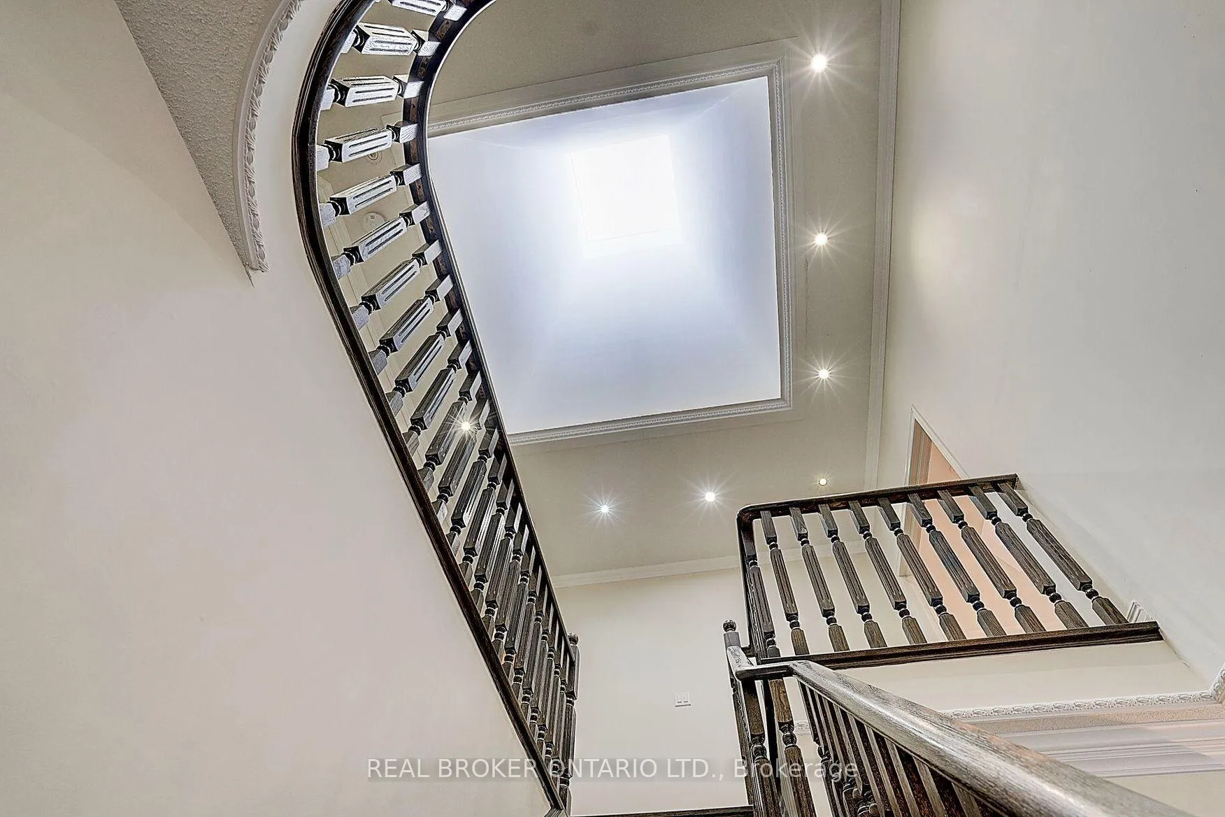 Photo 9 of 99 Henry Bauer Avenue, Markham, Berczy — HOMEH