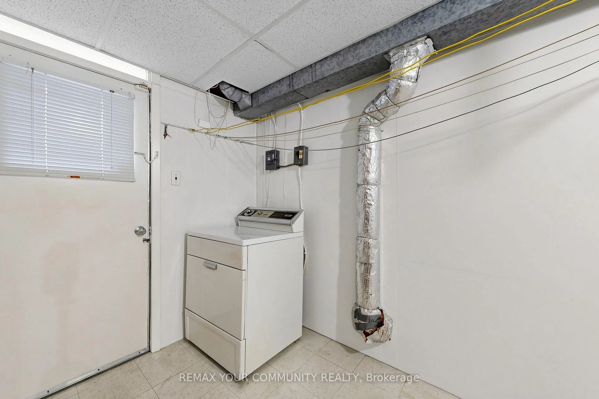 Photo 38 of 21 Gade Drive, North York, Downsview-Roding-CFB — HOMEH