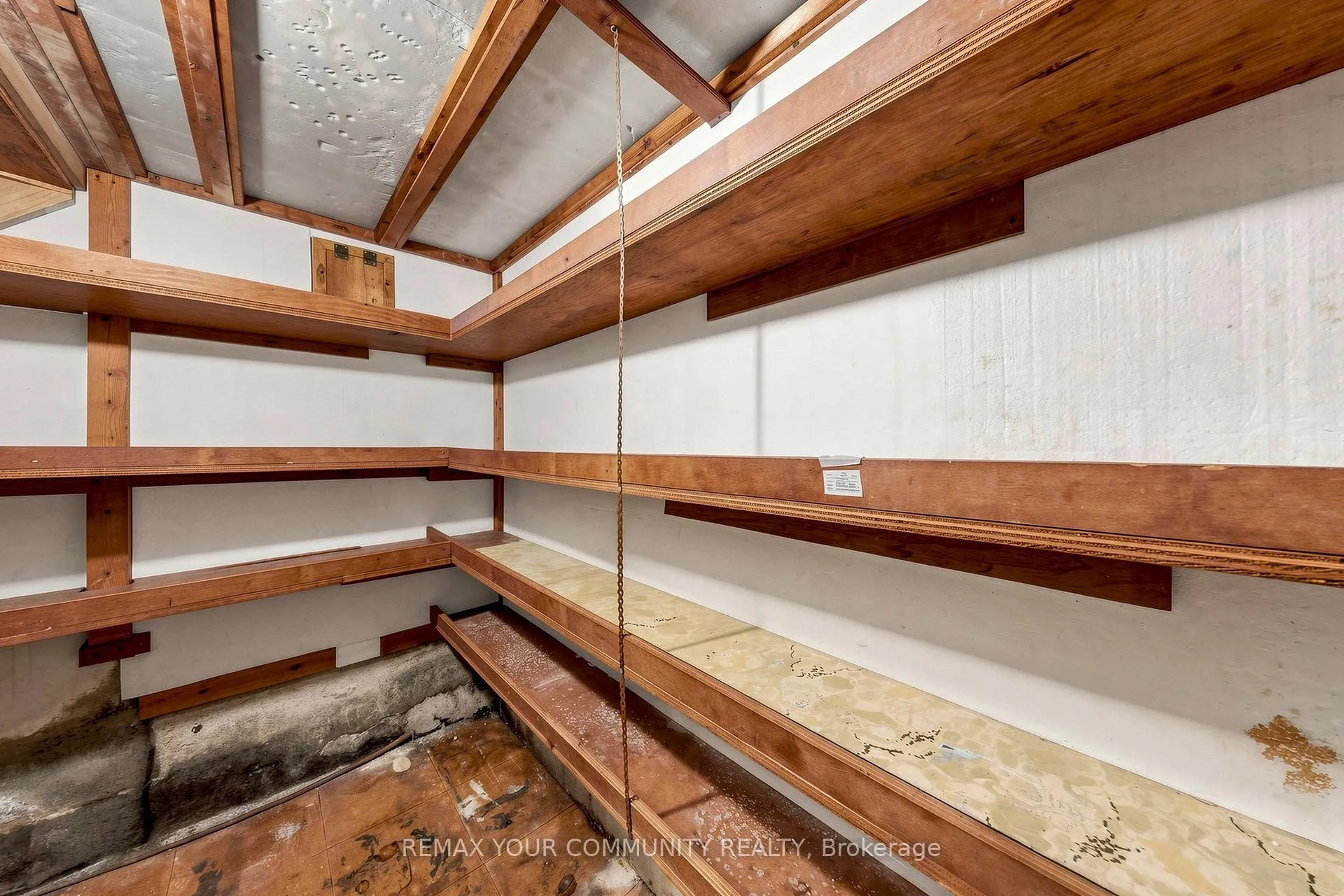 Photo 42 of 21 Gade Drive, North York, Downsview-Roding-CFB — HOMEH