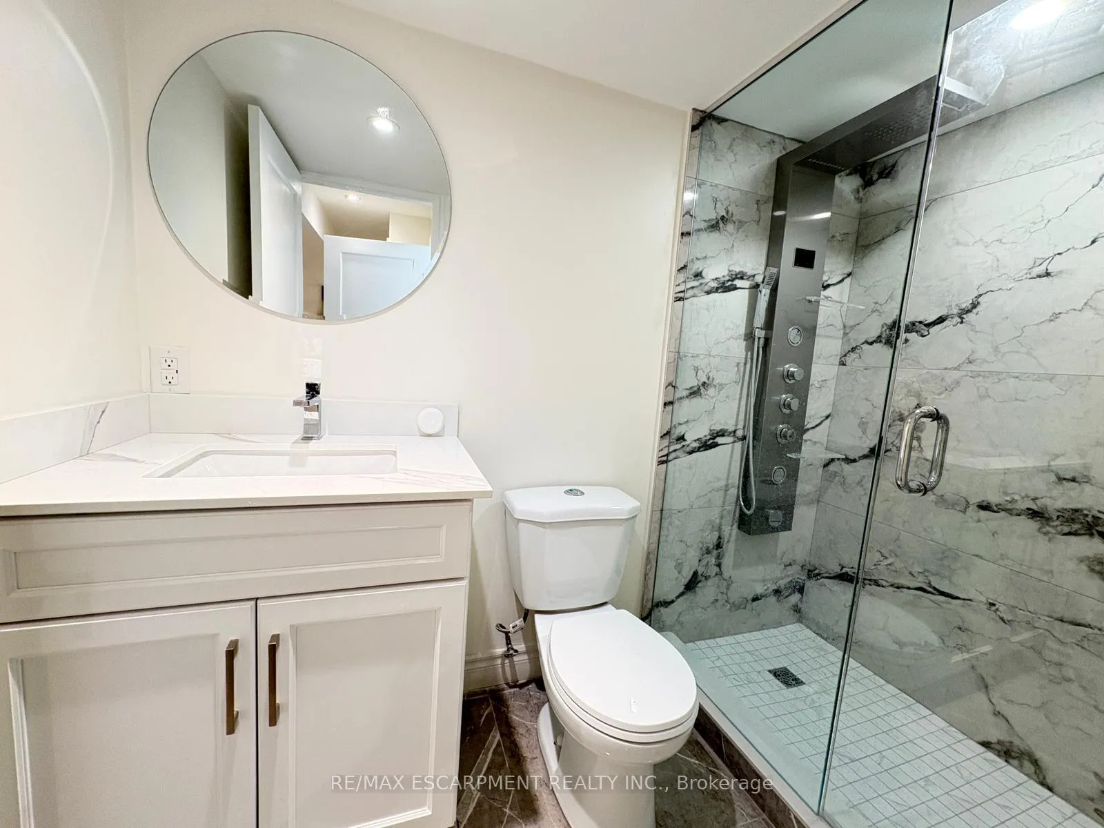 Photo 7 of Unit Basement, 25 Emmitt Road, Vaughan, Maple — HOMEH