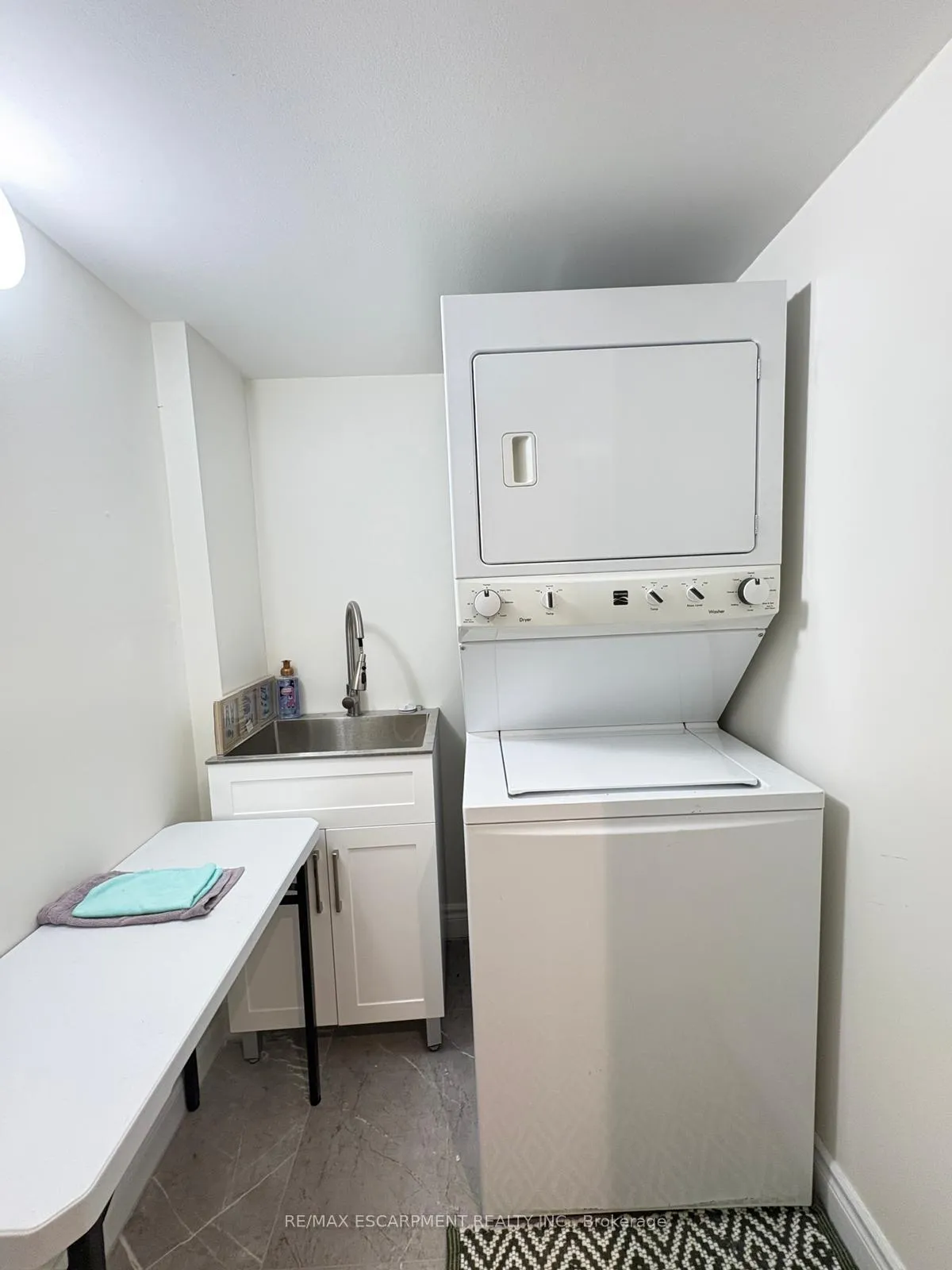 Photo 9 of Unit Basement, 25 Emmitt Road, Vaughan, Maple — HOMEH