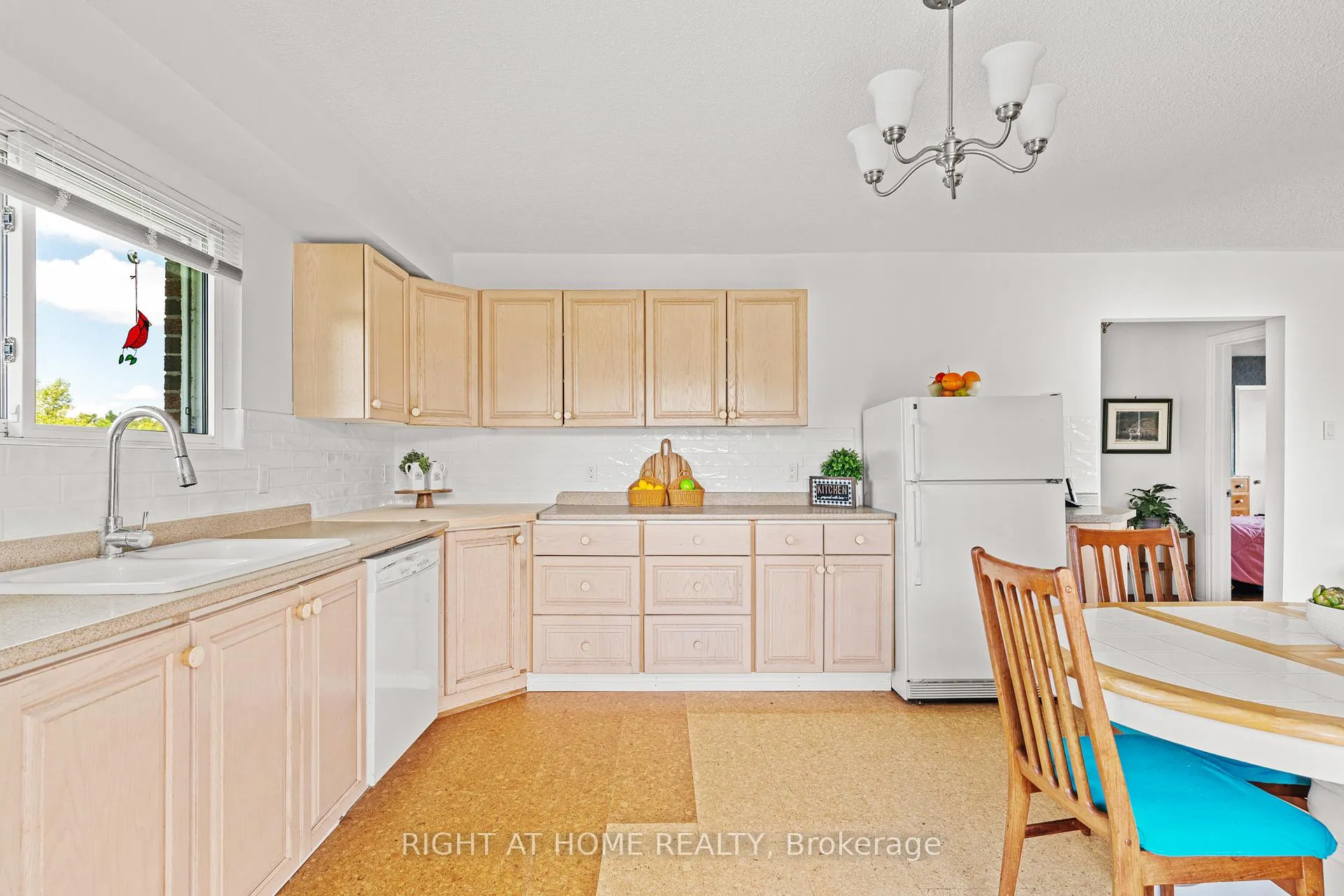 Photo 3 of 5896 Sunnidale Concession 5 Road, Clearview, Rural Clearview — HOMEH