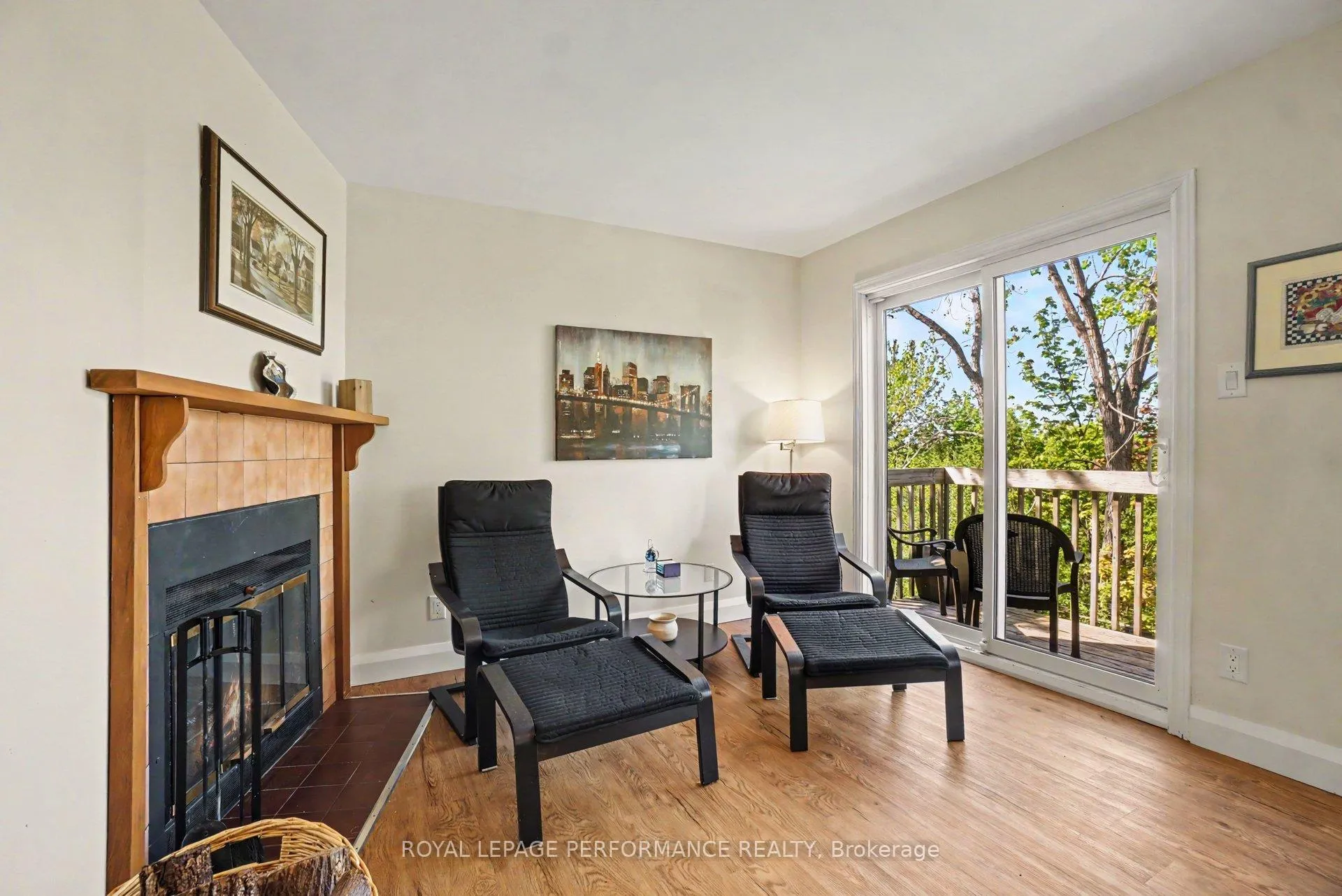 Photo 10 of Unit 17, 34 Huntview Private, Ottawa, Hunt Club/Western Community — HOMEH