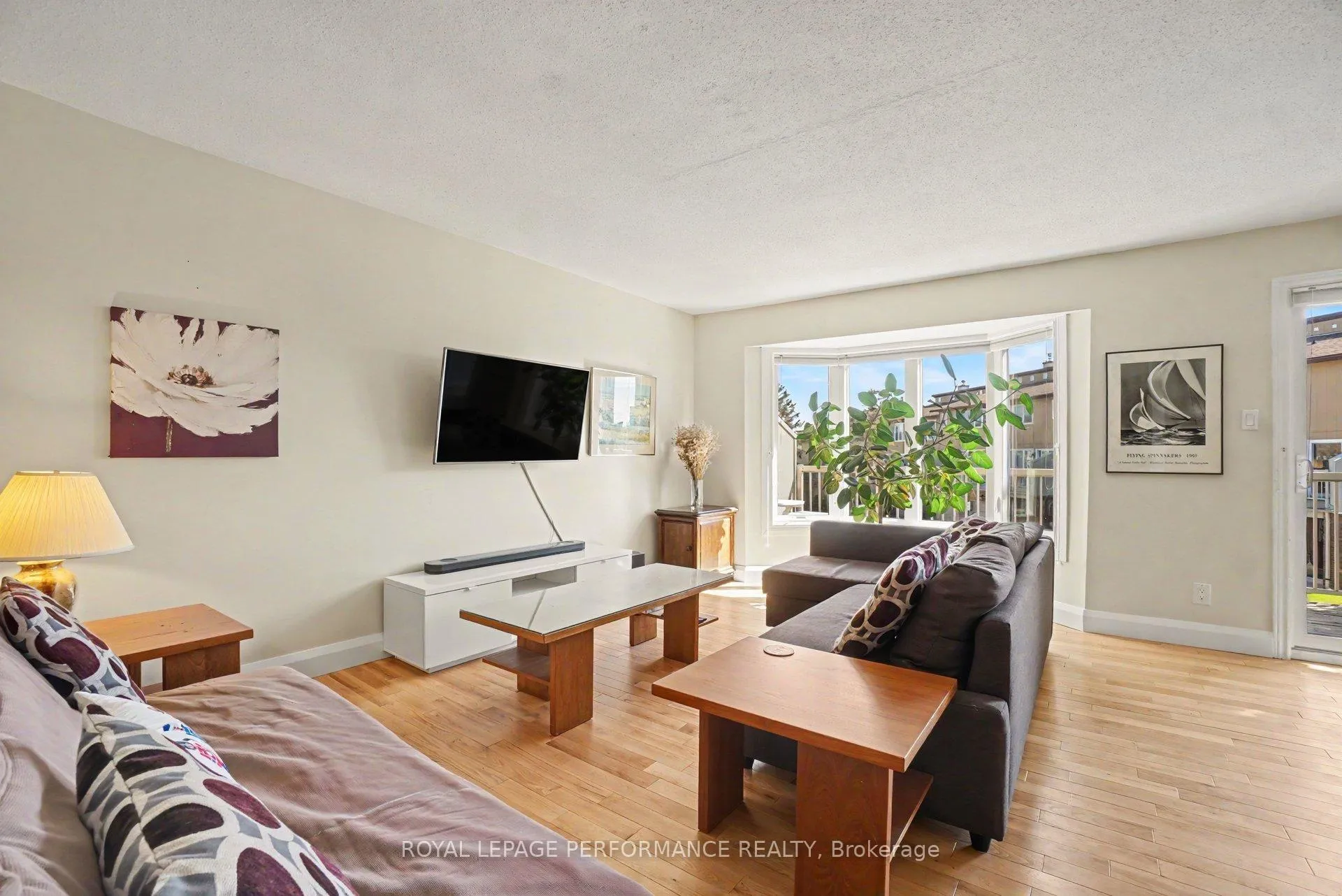 Photo 14 of Unit 17, 34 Huntview Private, Ottawa, Hunt Club/Western Community — HOMEH