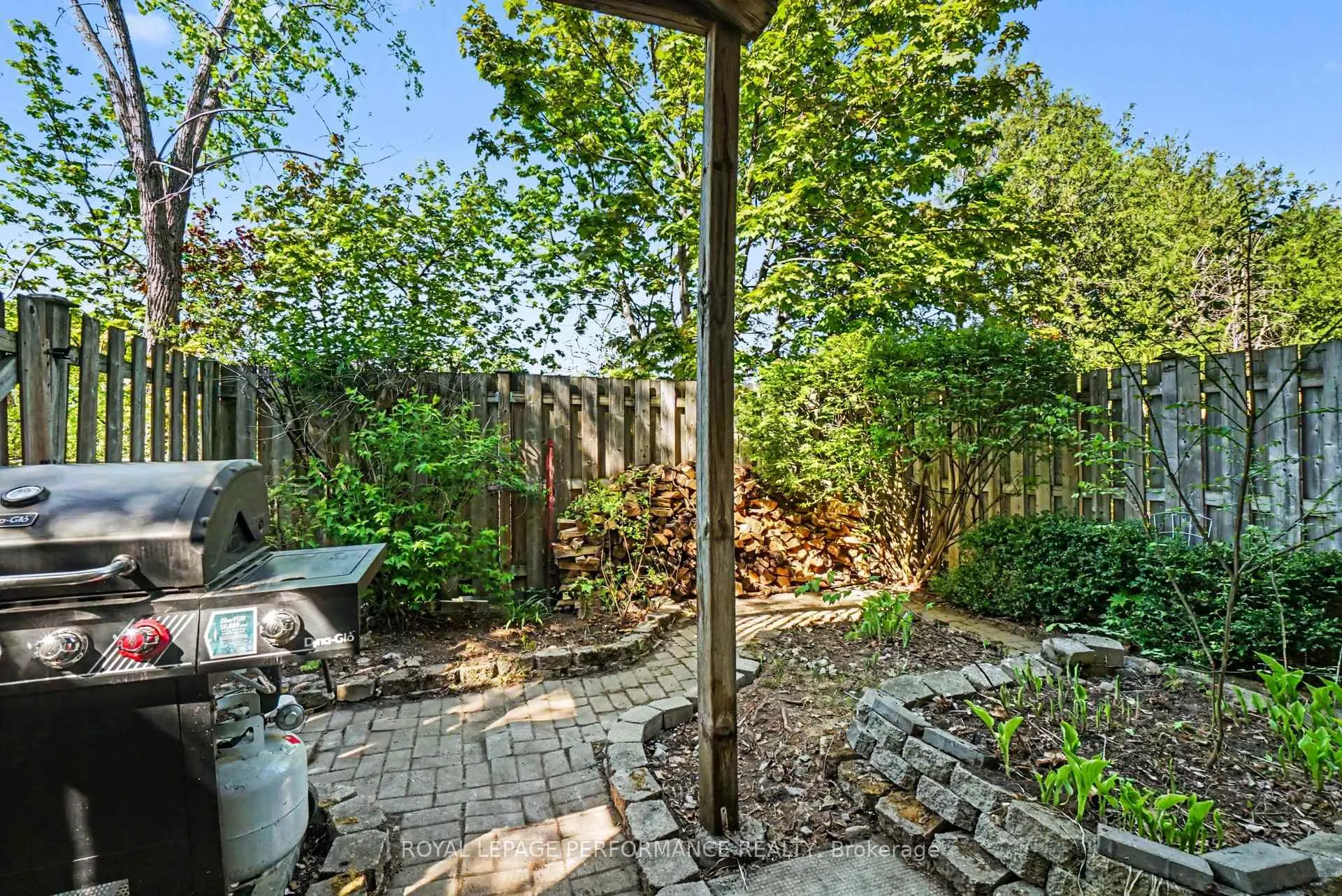 Photo 30 of Unit 17, 34 Huntview Private, Ottawa, Hunt Club/Western Community — HOMEH
