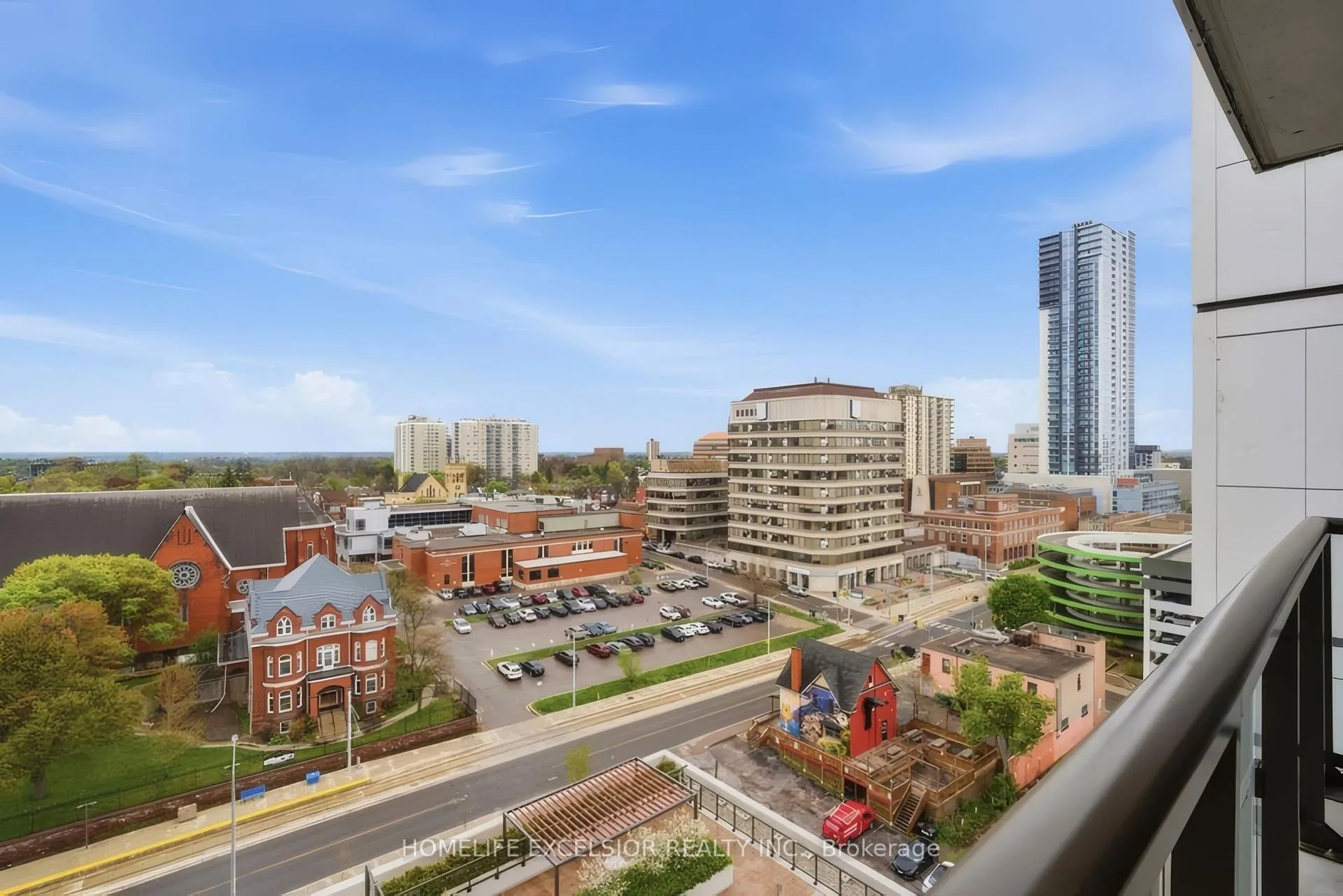 Photo 2 of Unit 1002, 55 Duke Street W, Kitchener, City Commercial Core — HOMEH