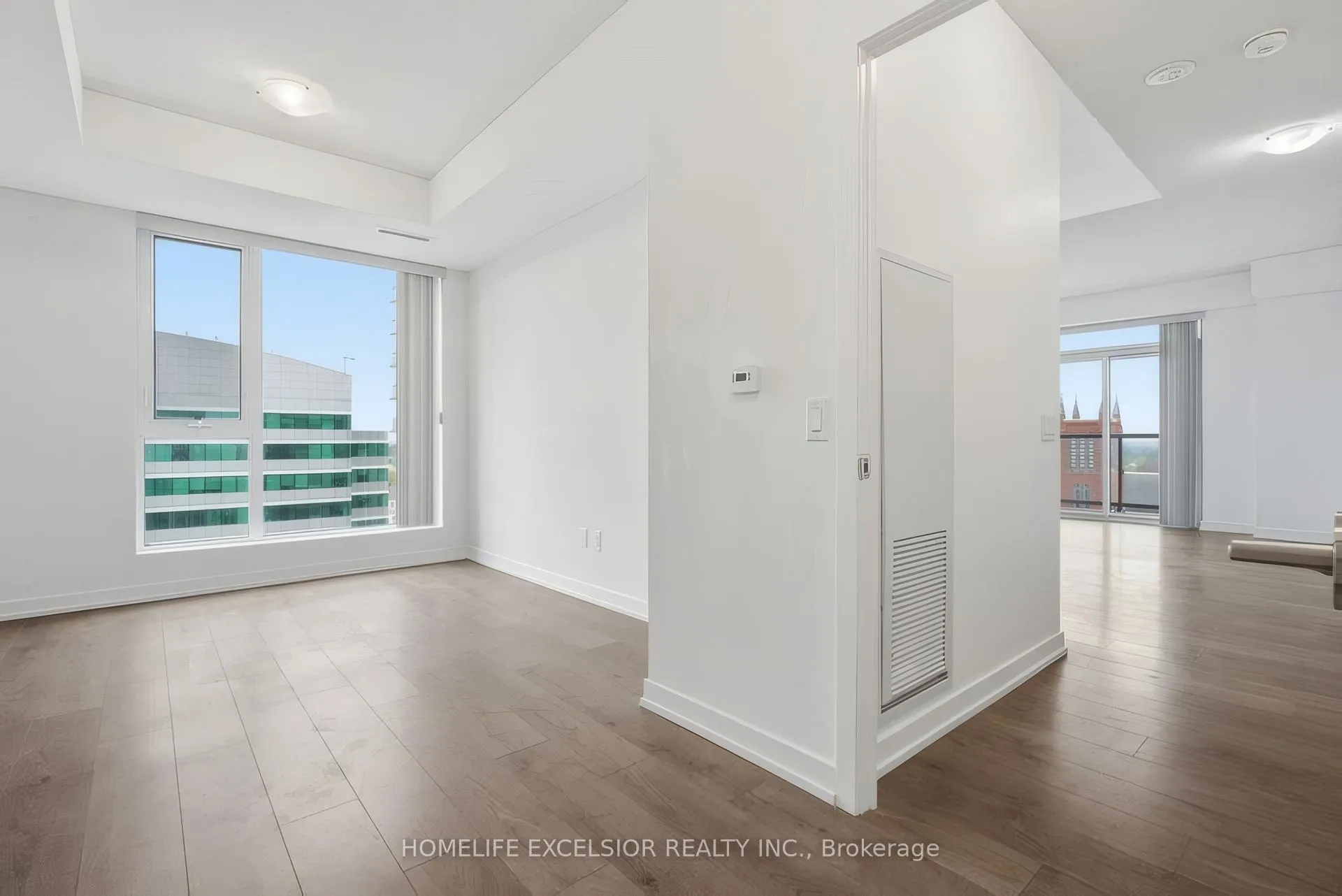 Photo 14 of Unit 1002, 55 Duke Street W, Kitchener, City Commercial Core — HOMEH
