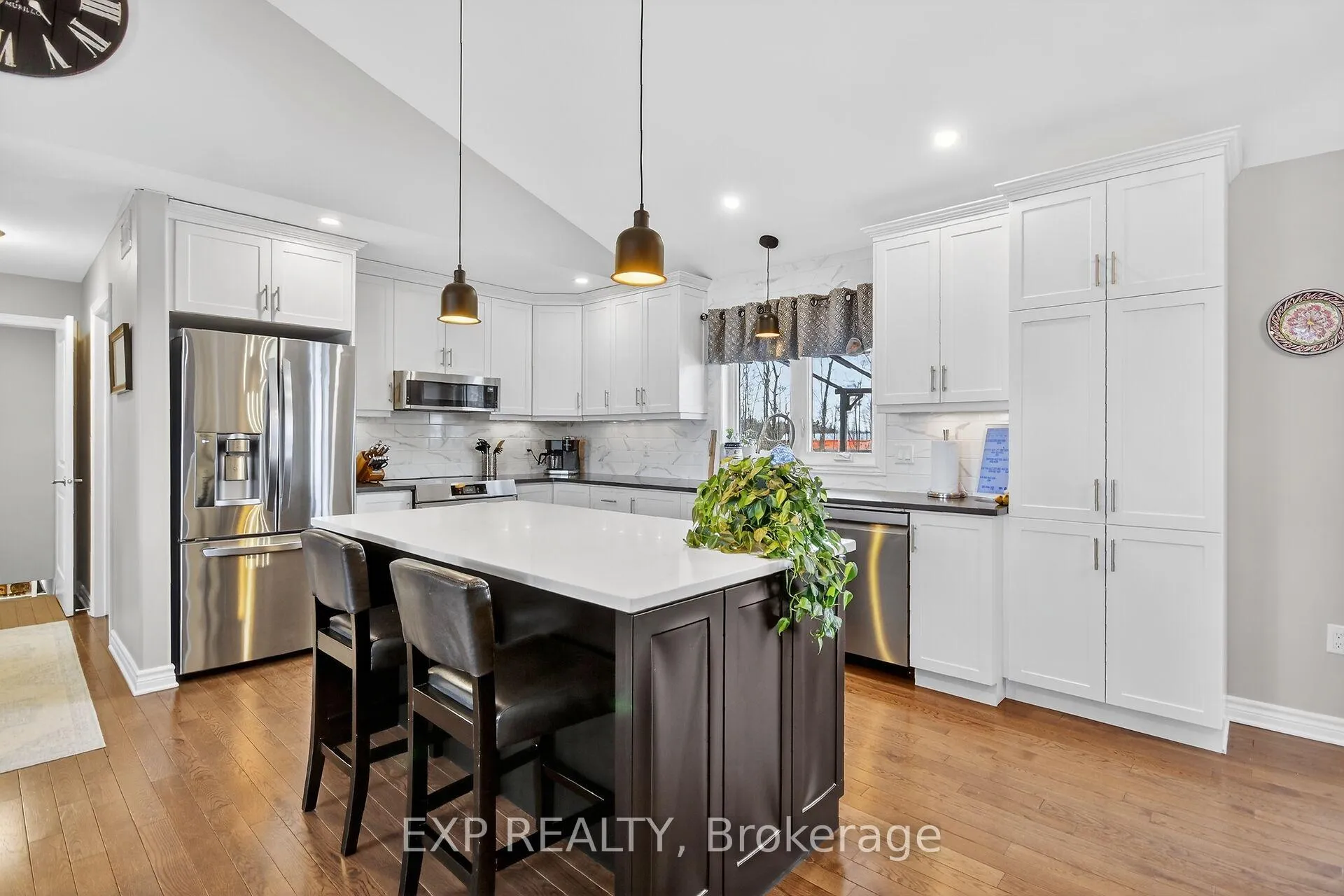 Photo 10 of 305 Moore Crescent, Augusta, Augusta Twp — HOMEH