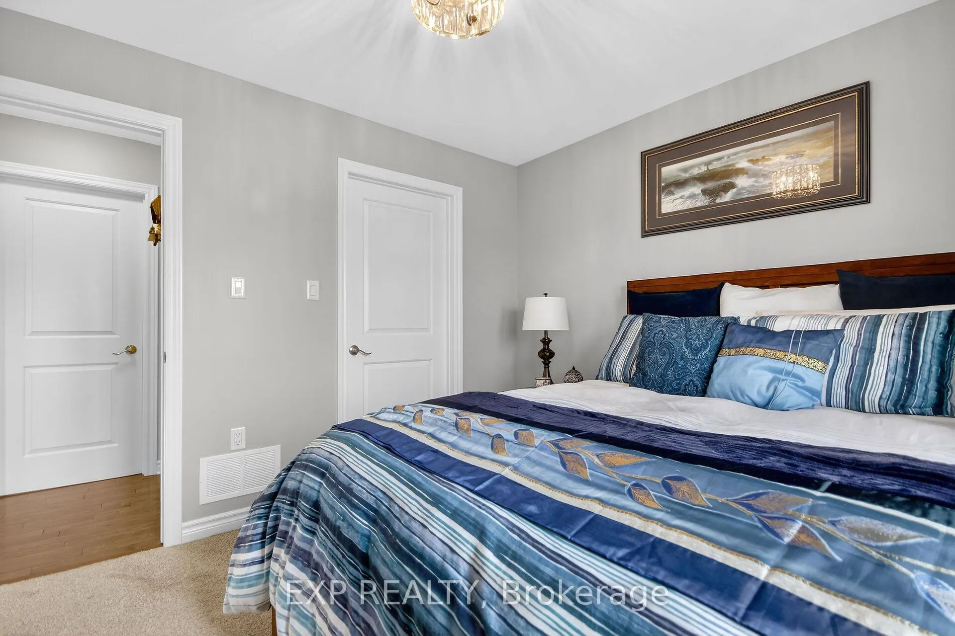 Photo 22 of 305 Moore Crescent, Augusta, Augusta Twp — HOMEH