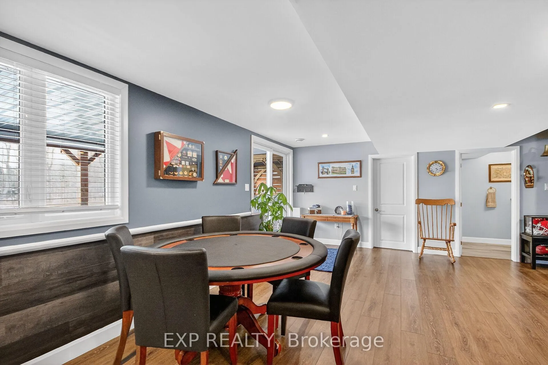 Photo 33 of 305 Moore Crescent, Augusta, Augusta Twp — HOMEH
