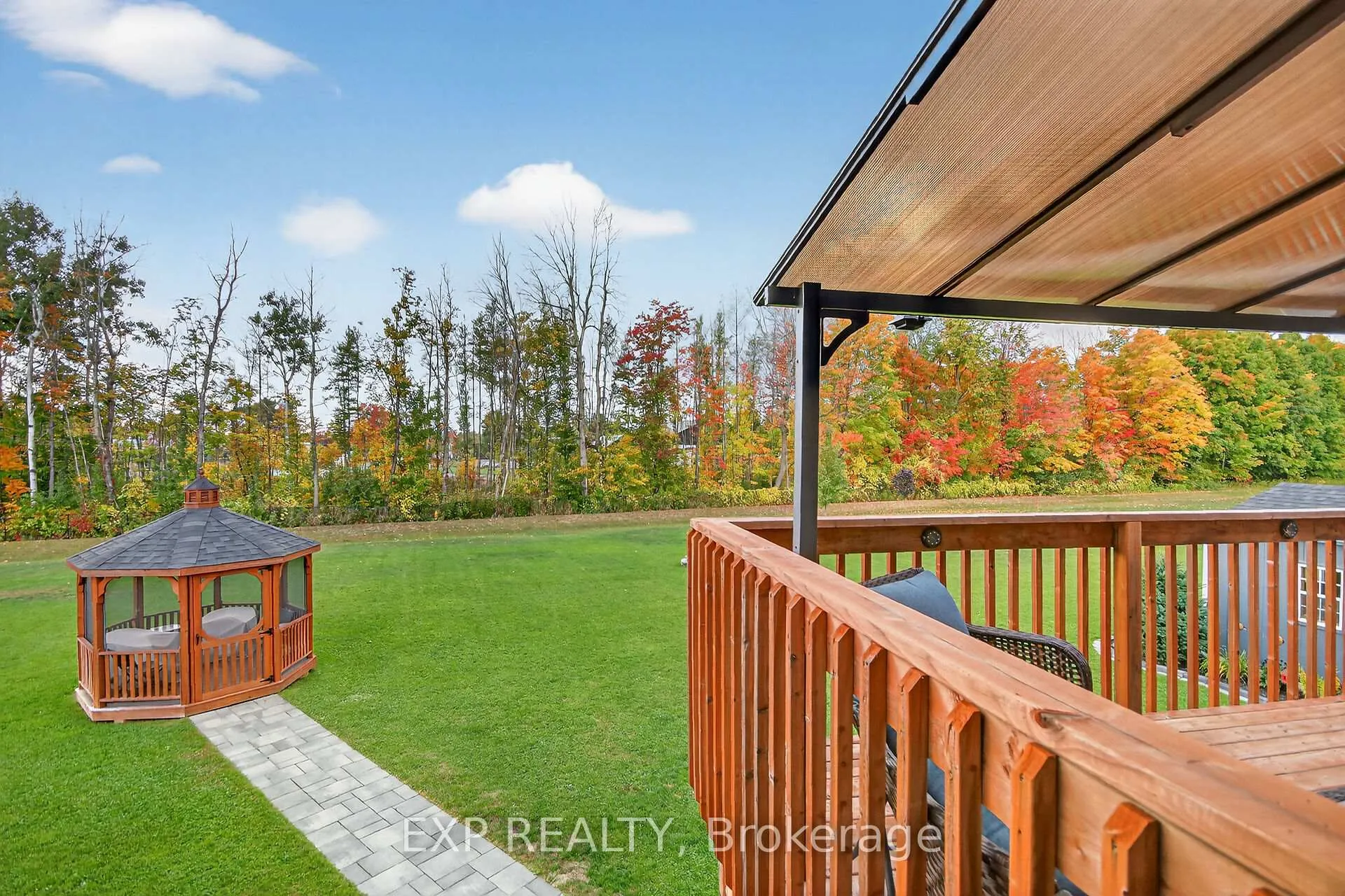 Photo 38 of 305 Moore Crescent, Augusta, Augusta Twp — HOMEH