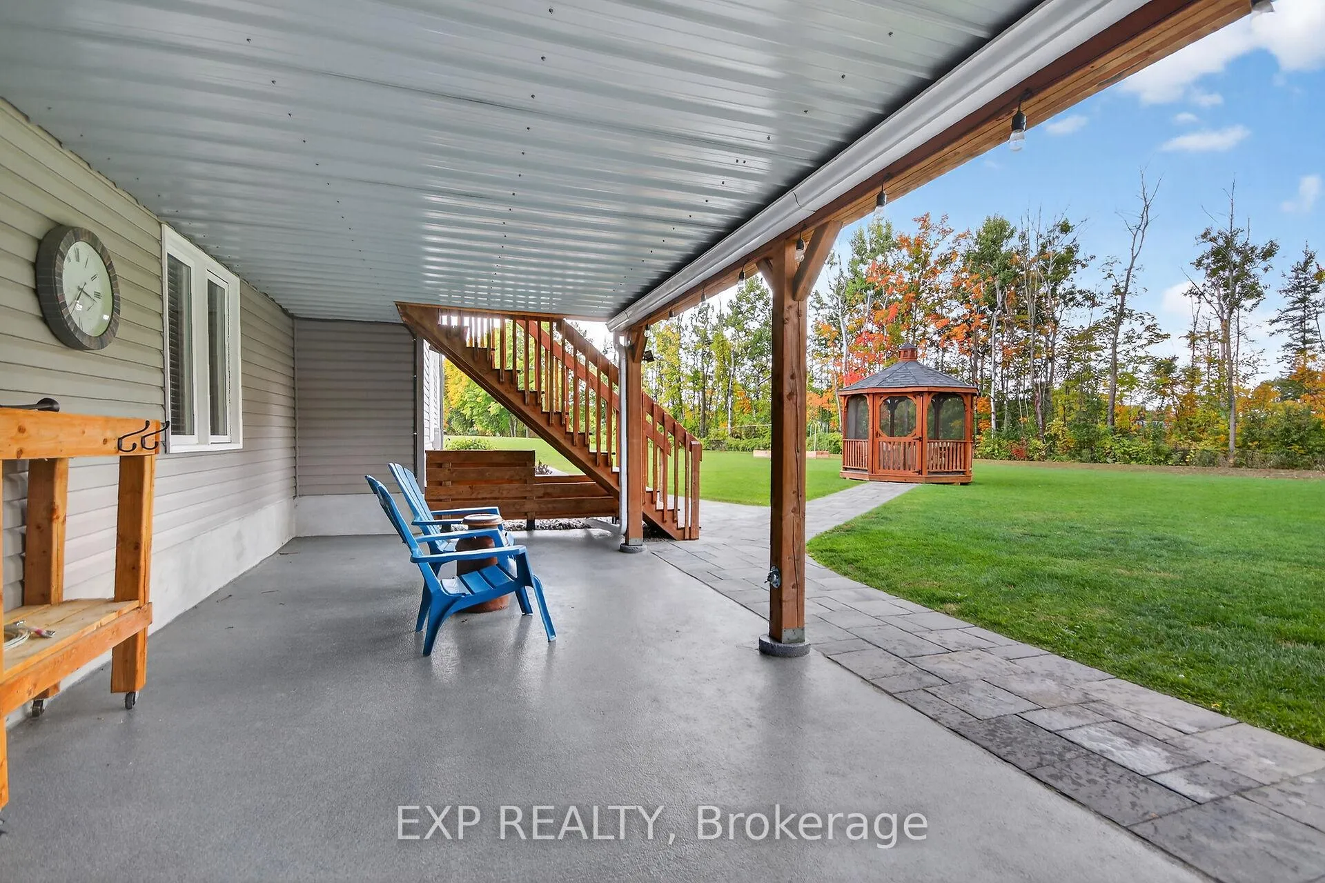 Photo 39 of 305 Moore Crescent, Augusta, Augusta Twp — HOMEH