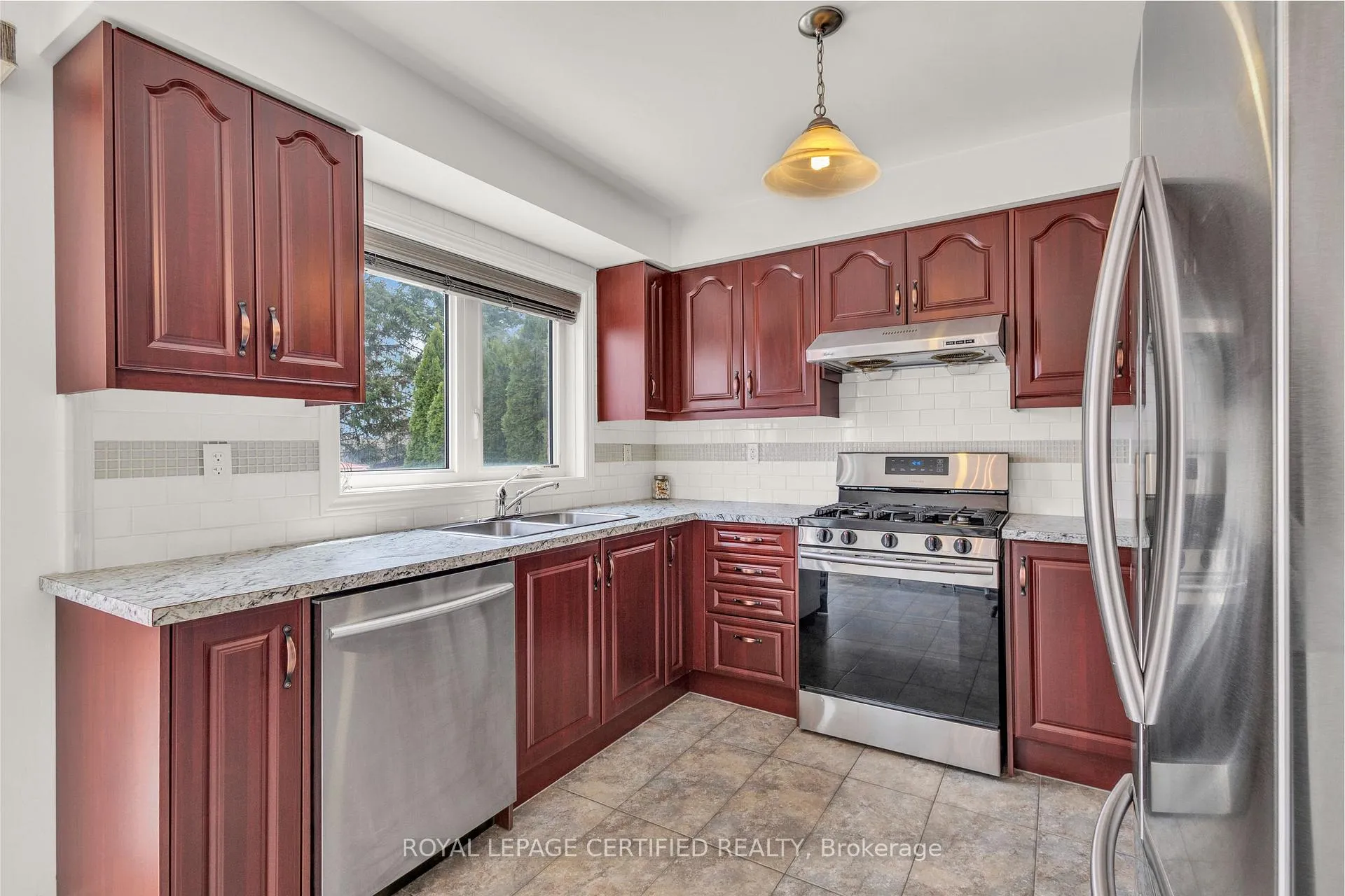 Photo 14 of 13 Mount Fuji Crescent, Brampton, Sandringham-Wellington — HOMEH