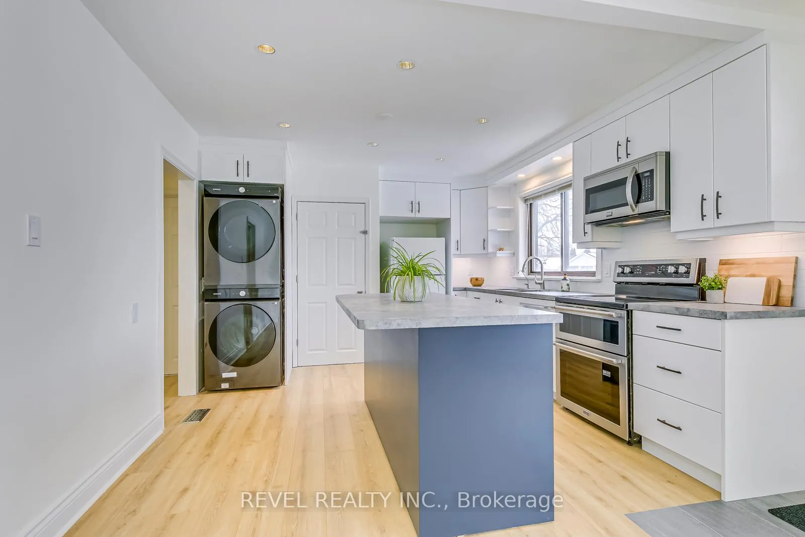 Photo 2 of Unit Upper, 134 Longfield Road, Halton Hills, Acton — HOMEH