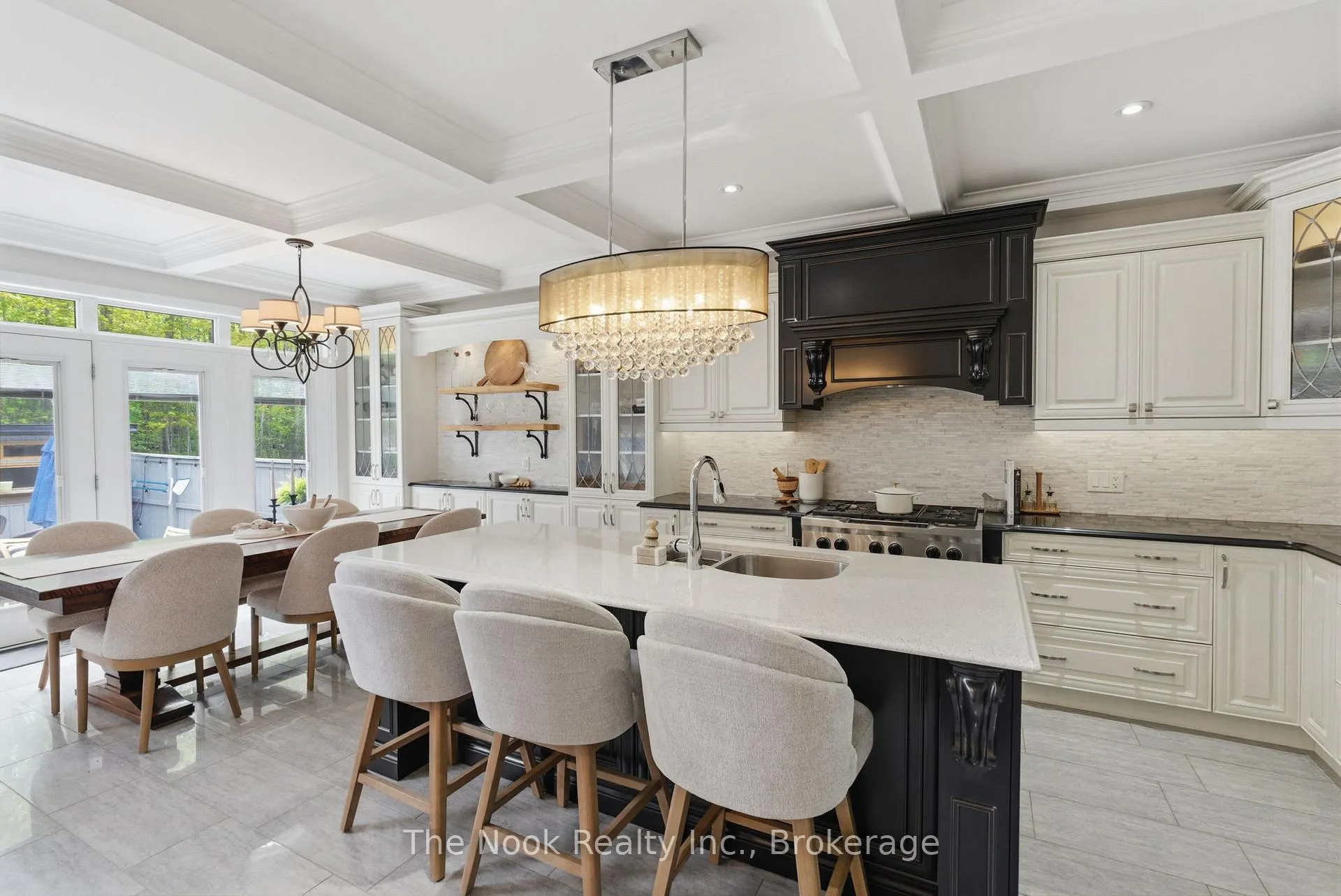 Photo 13 of 92 Holyrod Drive, Clarington, Courtice — HOMEH
