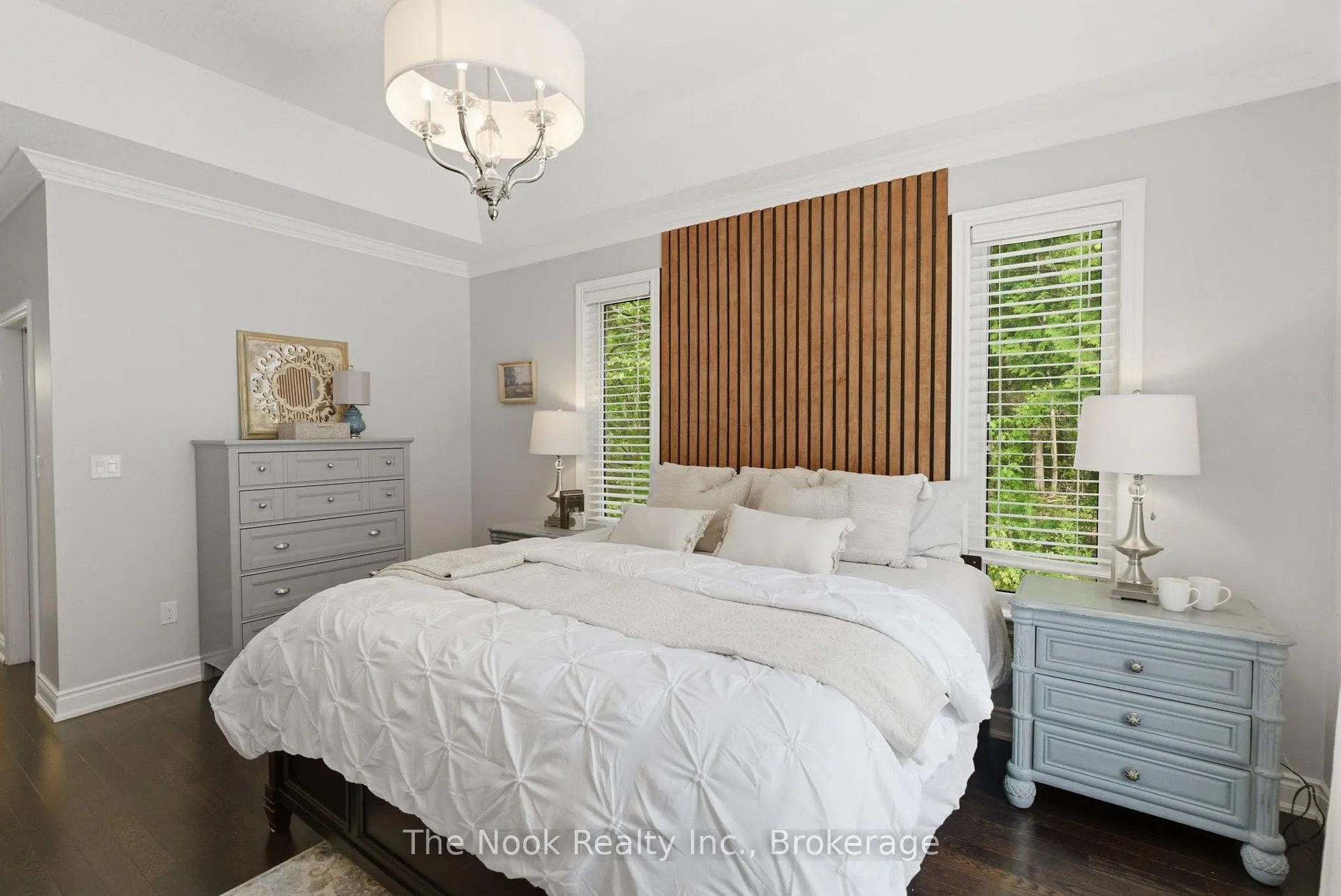 Photo 20 of 92 Holyrod Drive, Clarington, Courtice — HOMEH