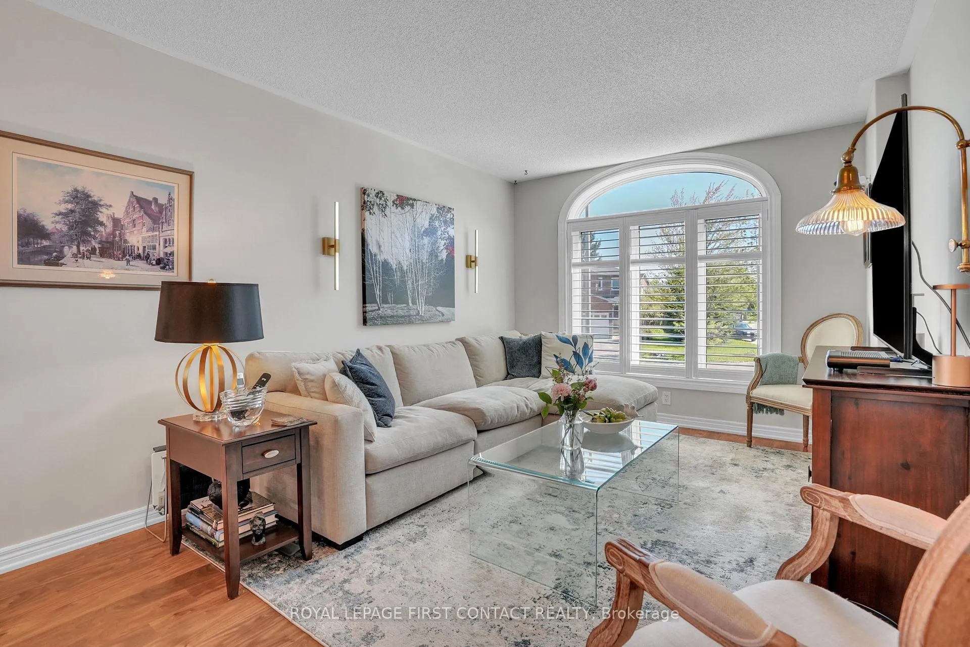 Photo 4 of 163 Emms Drive, Barrie, Holly — HOMEH