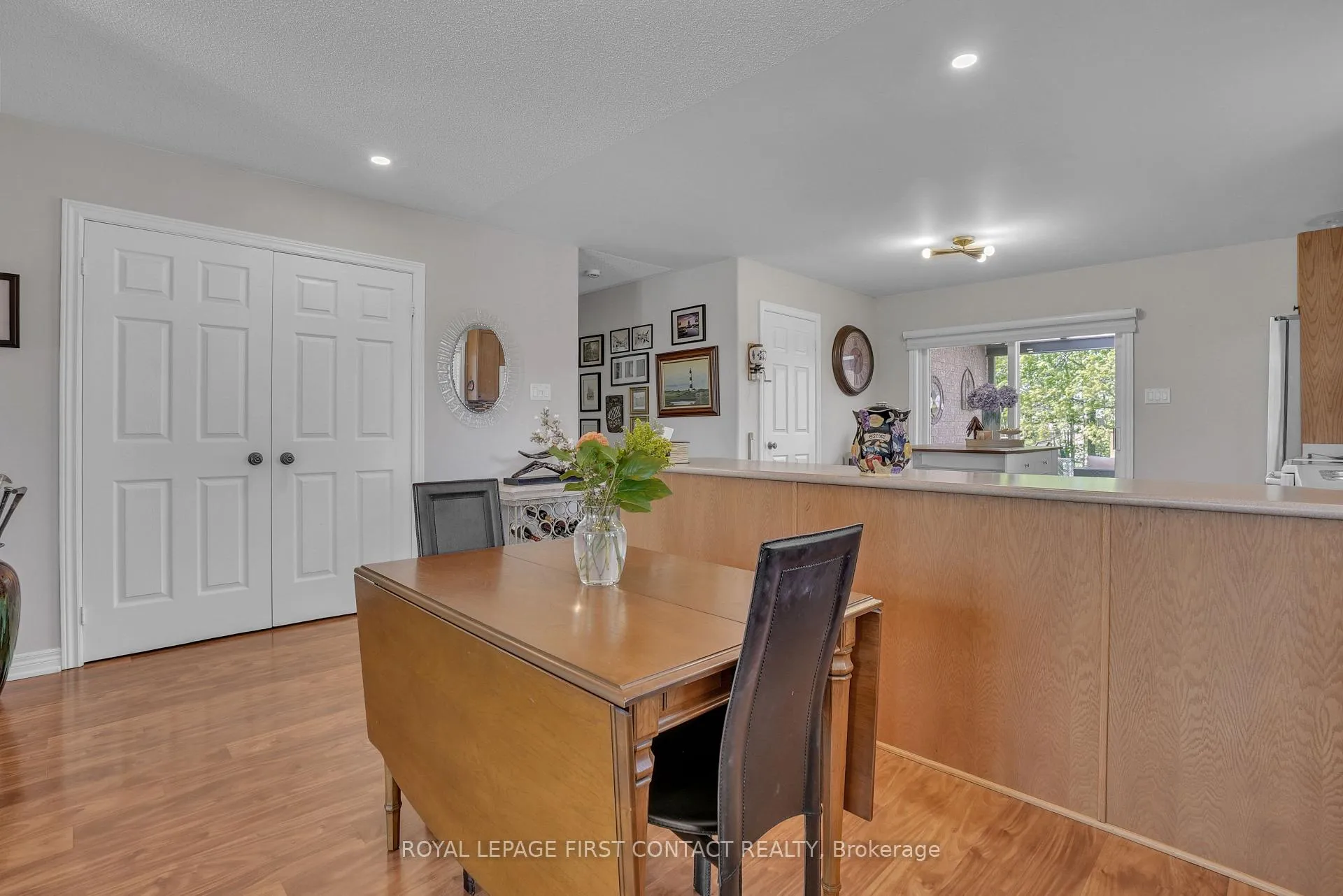 Photo 7 of 163 Emms Drive, Barrie, Holly — HOMEH