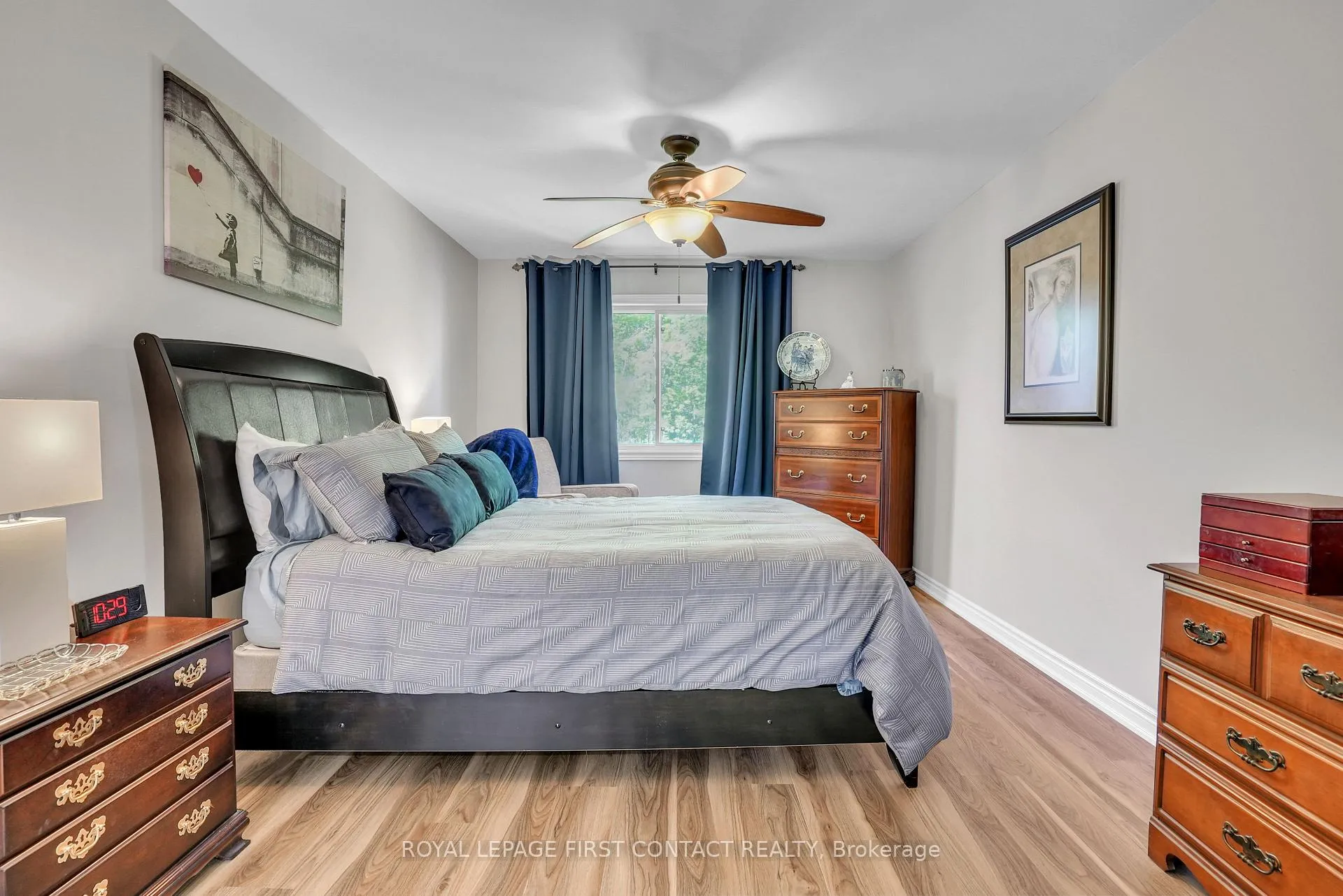 Photo 14 of 163 Emms Drive, Barrie, Holly — HOMEH