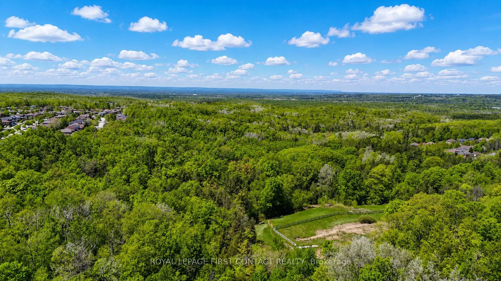 Photo 48 of 163 Emms Drive, Barrie, Holly — HOMEH