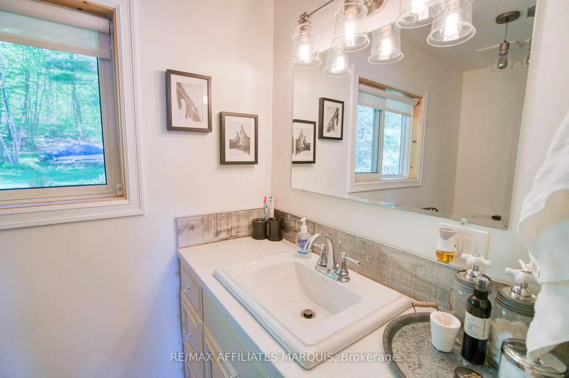 Photo 24 of 149 Oak Point Lane, Tay Valley, Bathurst/Burgess & Sherbrooke (South Sherbrooke) Twp — HOMEH