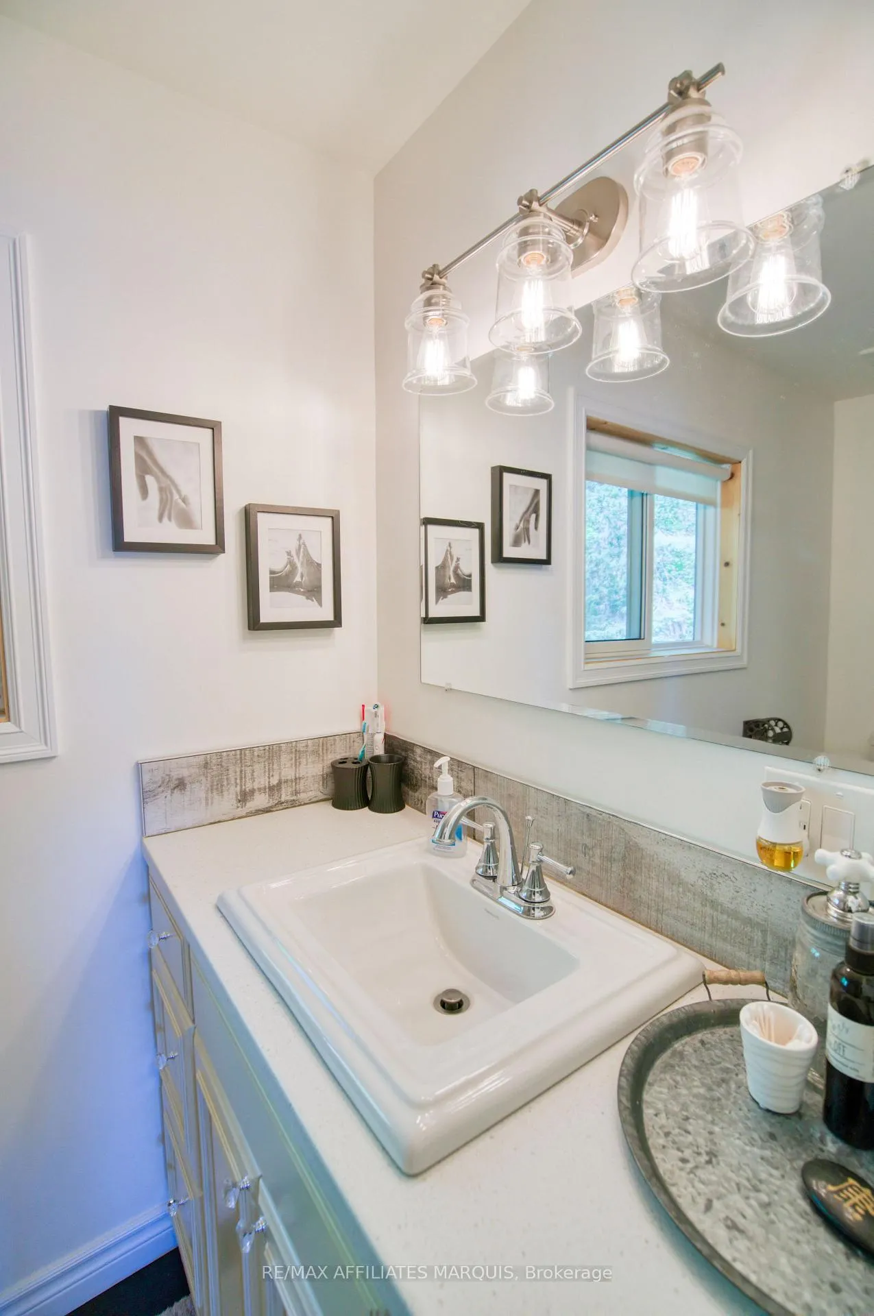 Photo 25 of 149 Oak Point Lane, Tay Valley, Bathurst/Burgess & Sherbrooke (South Sherbrooke) Twp — HOMEH