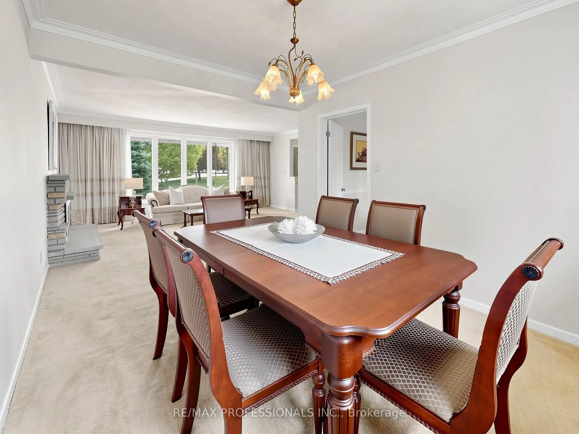 Photo 10 of 14 Widdicombe Hill, Etobicoke, Willowridge-Martingrove-Richview — HOMEH