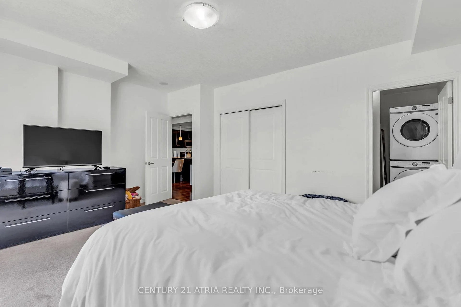 Photo 11 of Unit 101, 1030 Coronation Drive, London, North I — HOMEH