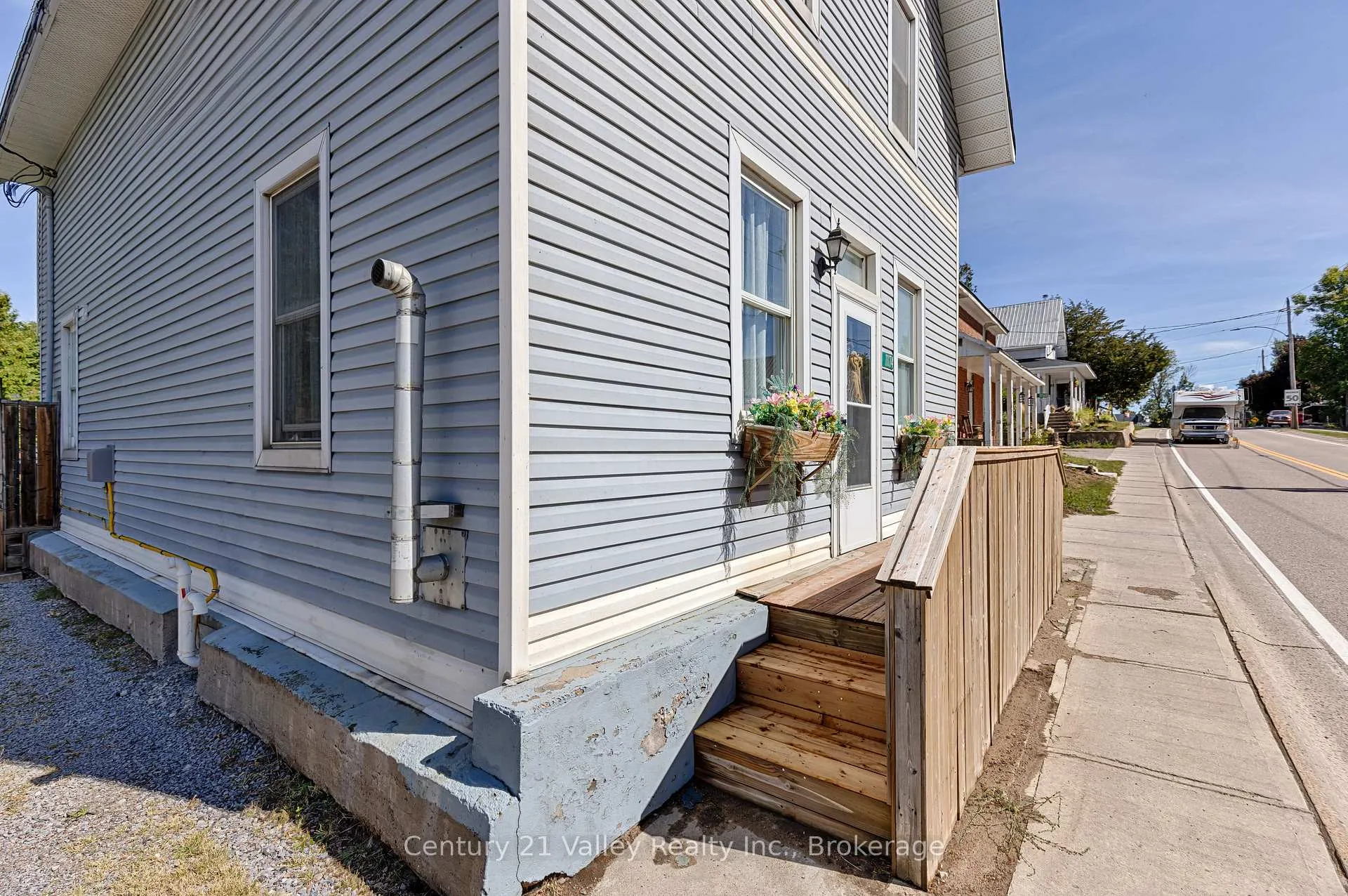 Photo 6 of 11174 60 Highway, North Algona Wilberforce, North Algona/Wilberforce Twp — HOMEH