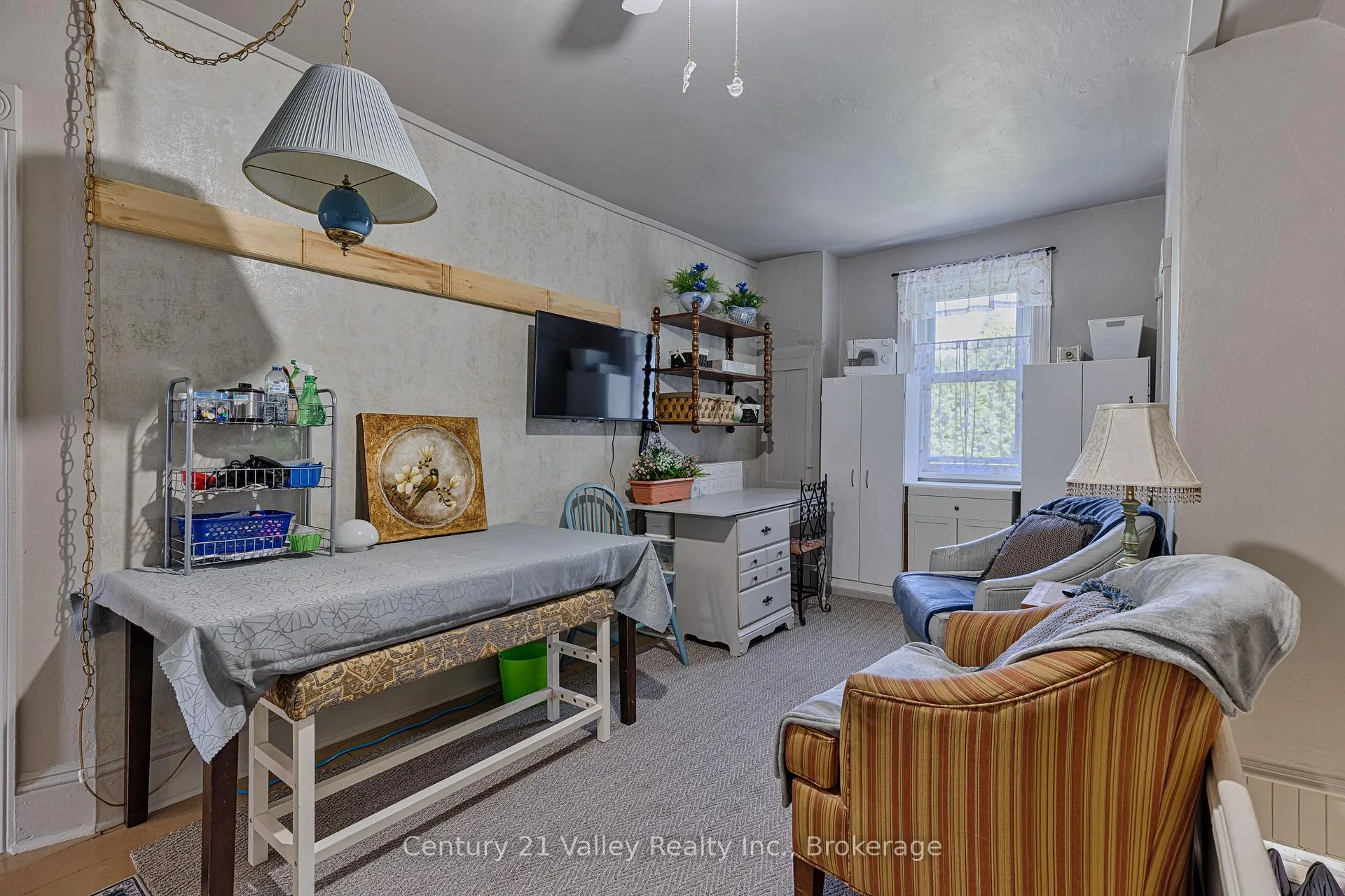 Photo 21 of 11174 60 Highway, North Algona Wilberforce, North Algona/Wilberforce Twp — HOMEH