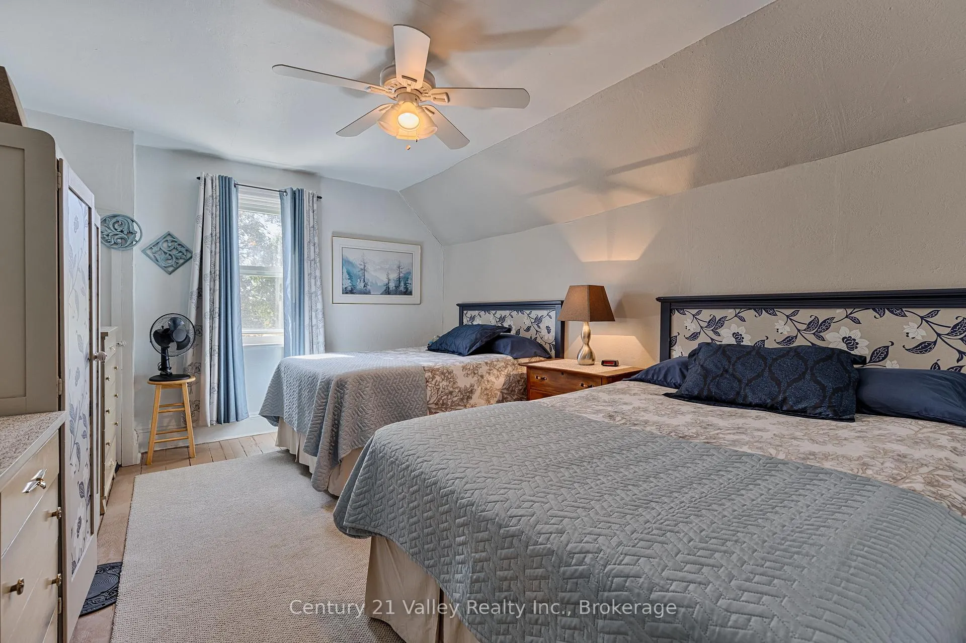 Photo 23 of 11174 60 Highway, North Algona Wilberforce, North Algona/Wilberforce Twp — HOMEH